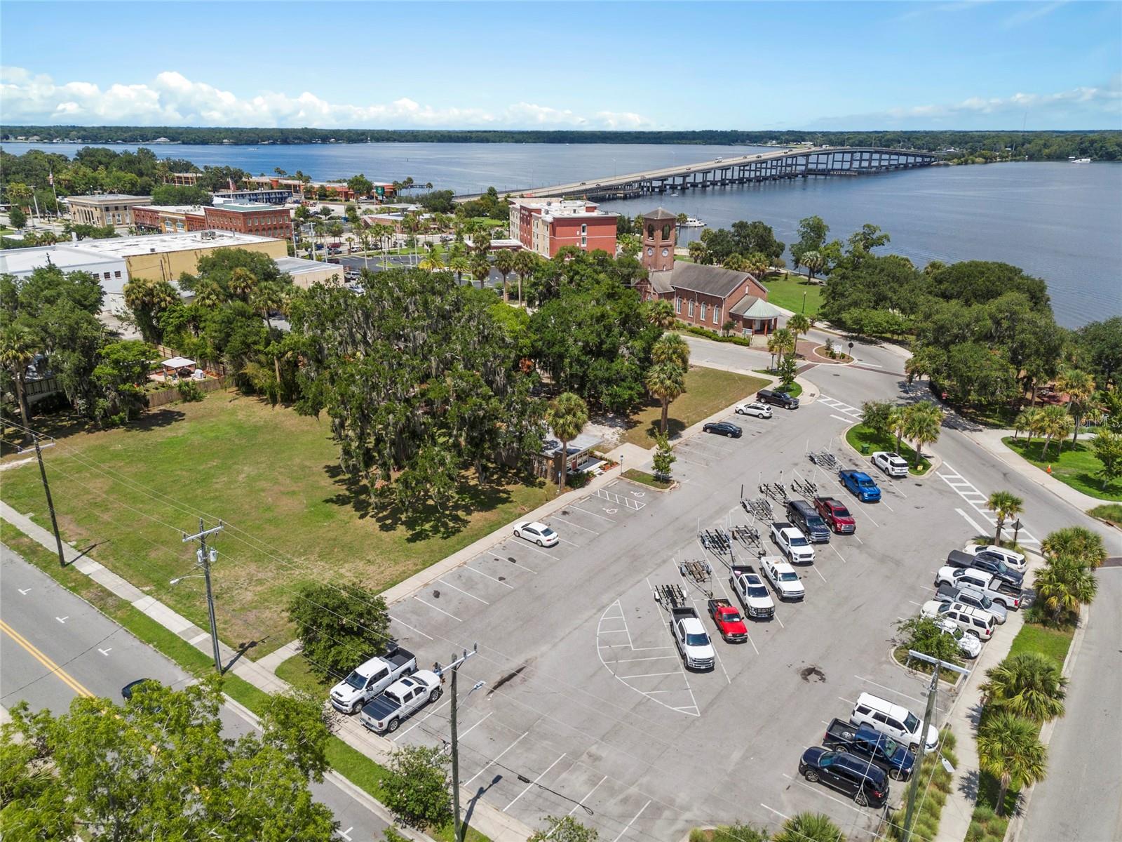 203 LAUREL ST, PALATKA, FL, 32177