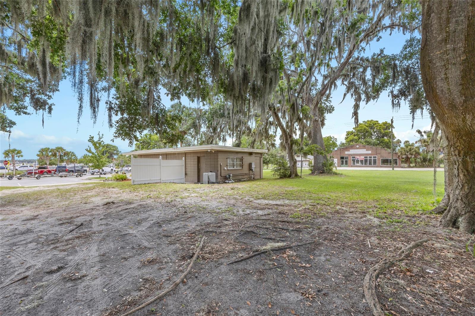 203 LAUREL ST, PALATKA, FL, 32177