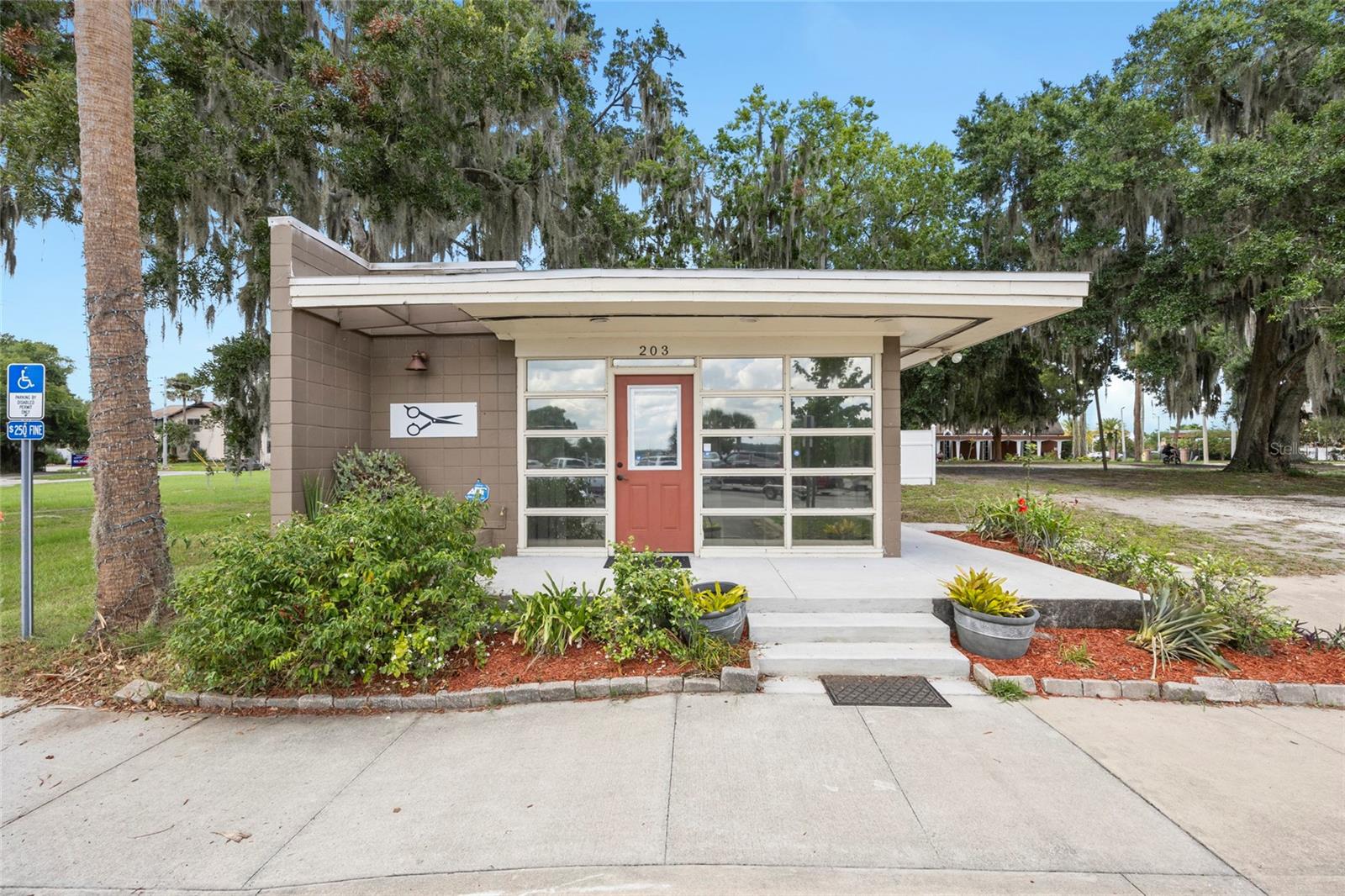 203 LAUREL ST, PALATKA, FL, 32177