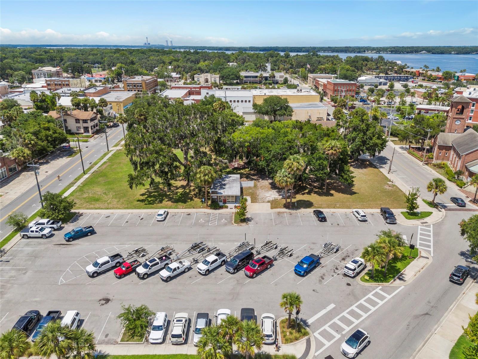 203 LAUREL ST, PALATKA, FL, 32177