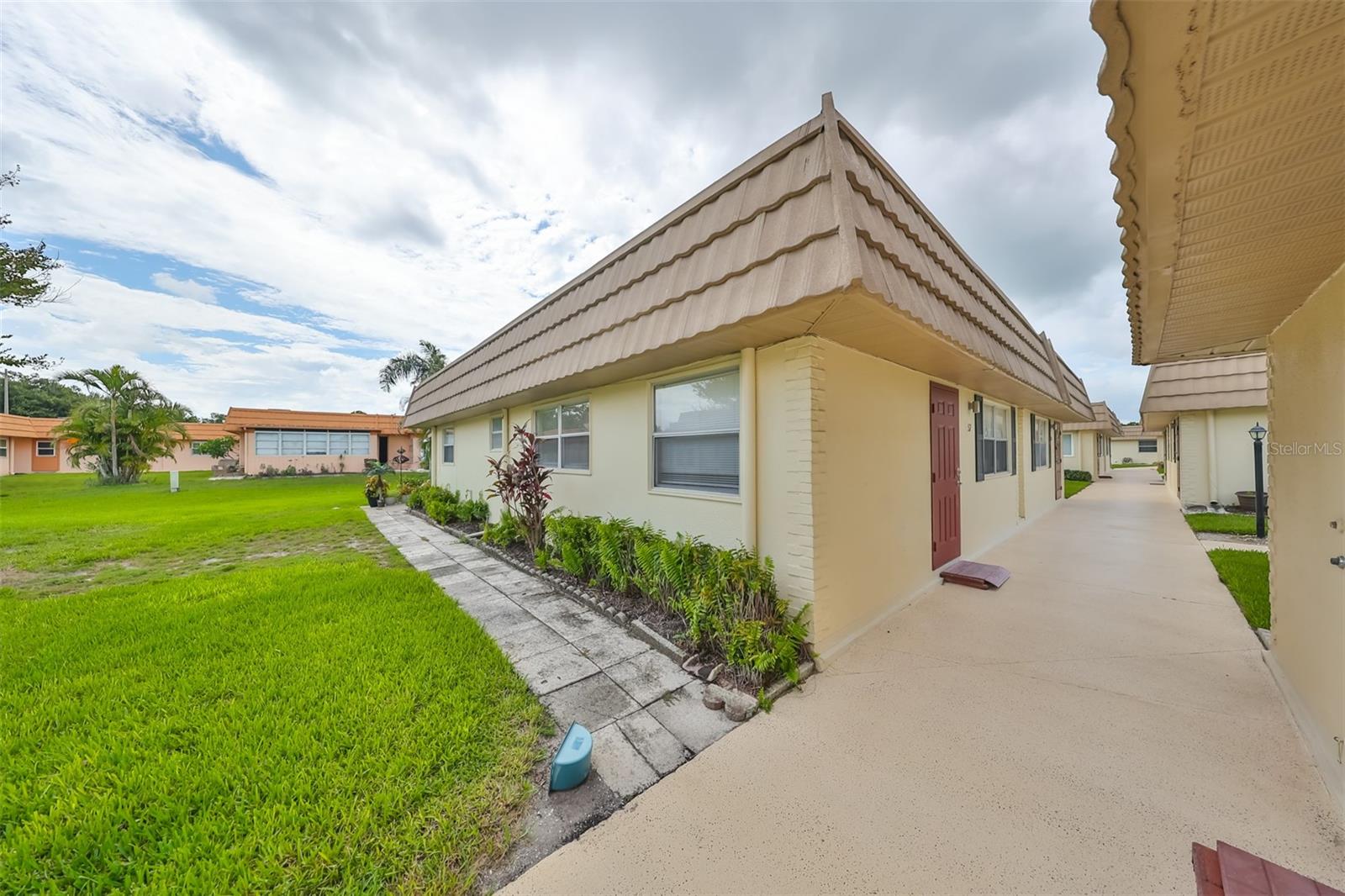 202 BEDFORD ST #57, SUN CITY CENTER, FL, 33573