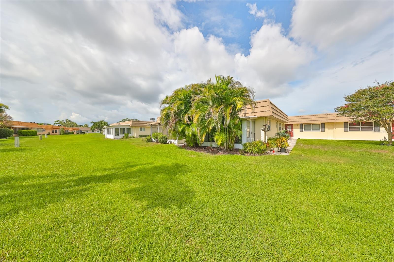 202 BEDFORD ST #57, SUN CITY CENTER, FL, 33573