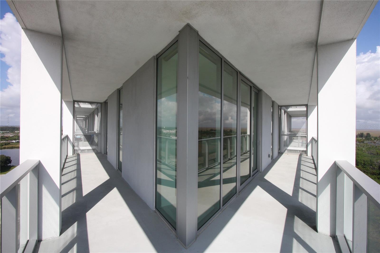 2000 METROPICA WAY #1609, SUNRISE, FL, 33323