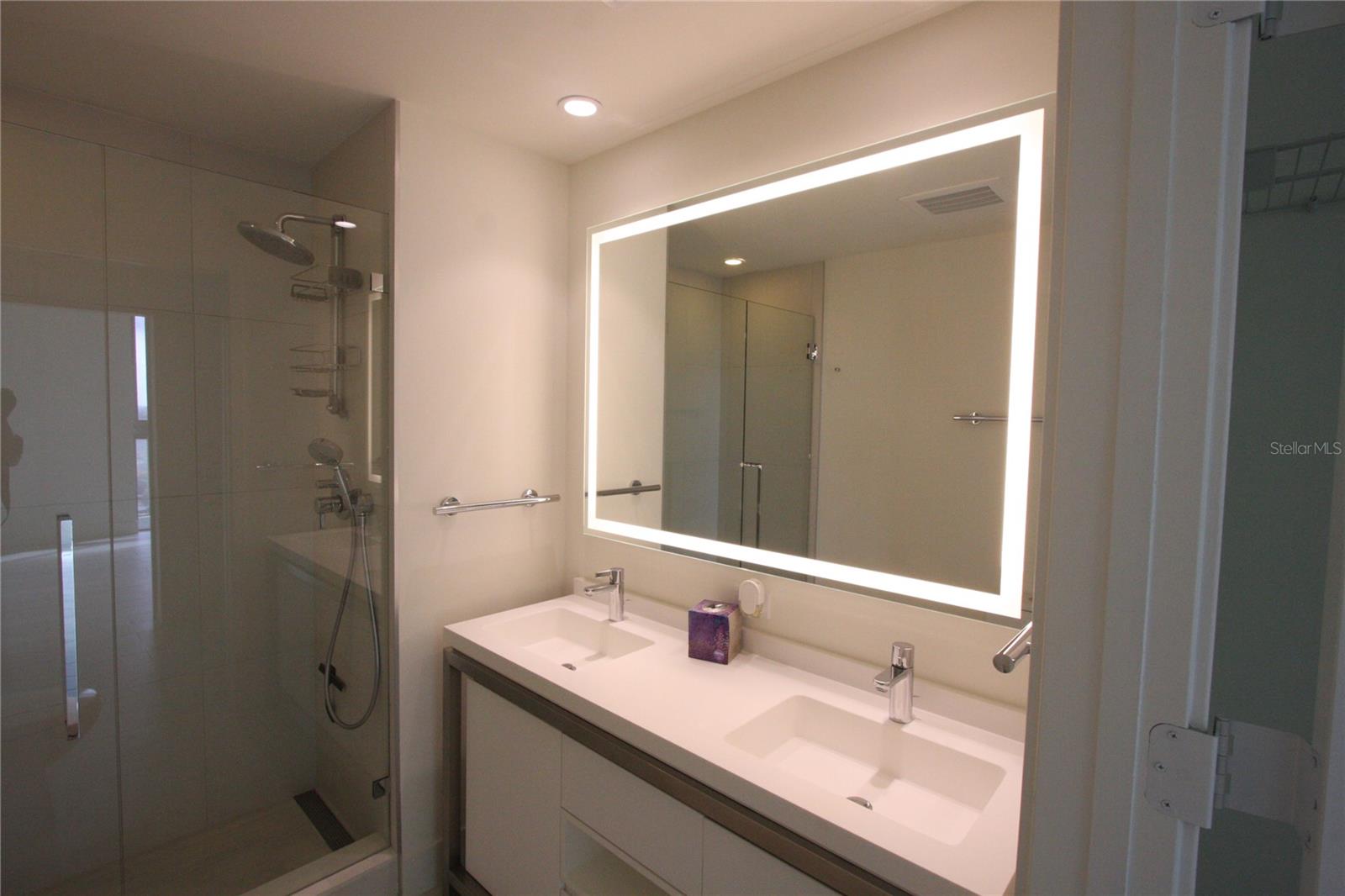 2000 METROPICA WAY #1609, SUNRISE, FL, 33323