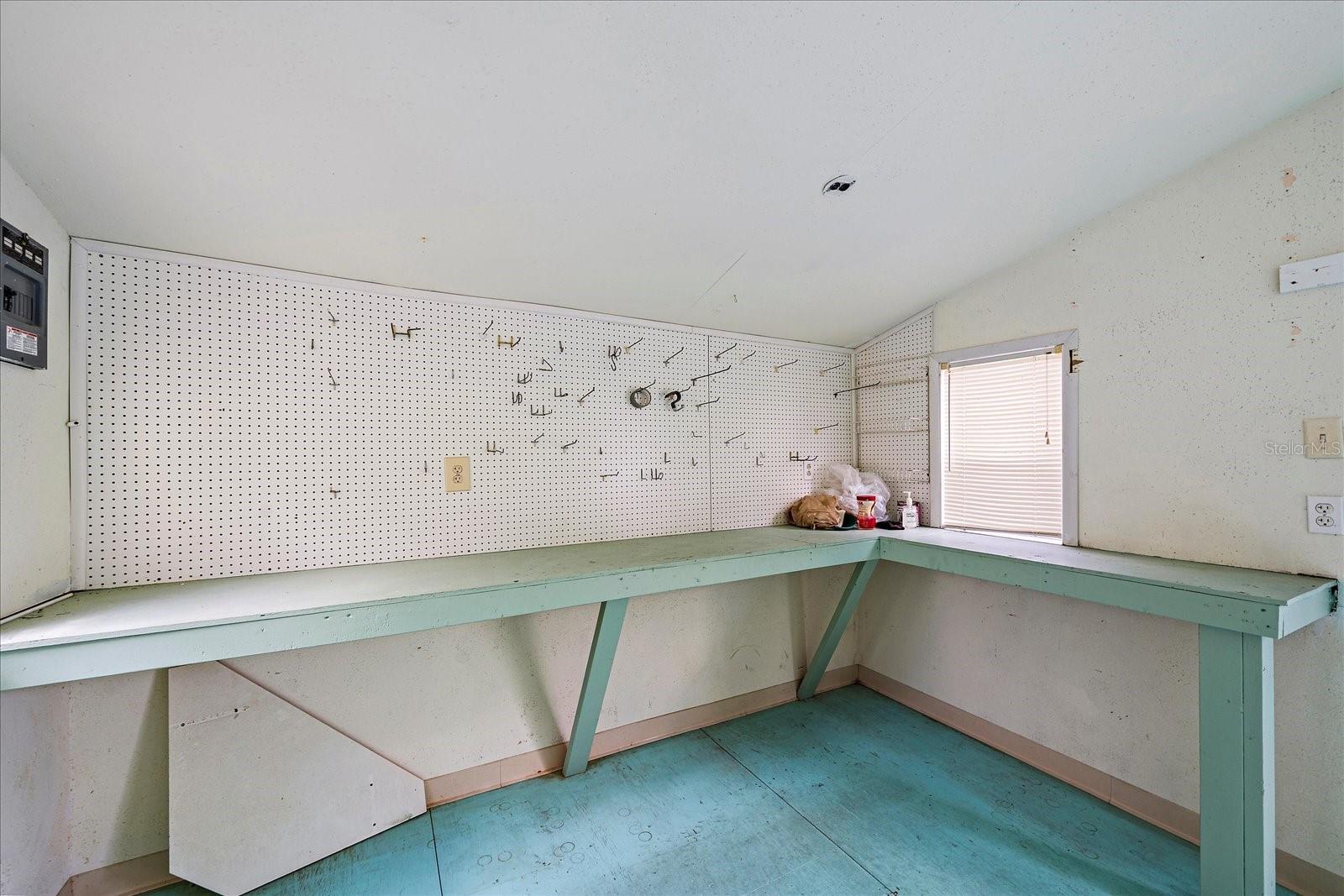 2484 COVER LN, NORTH PORT, FL, 34286