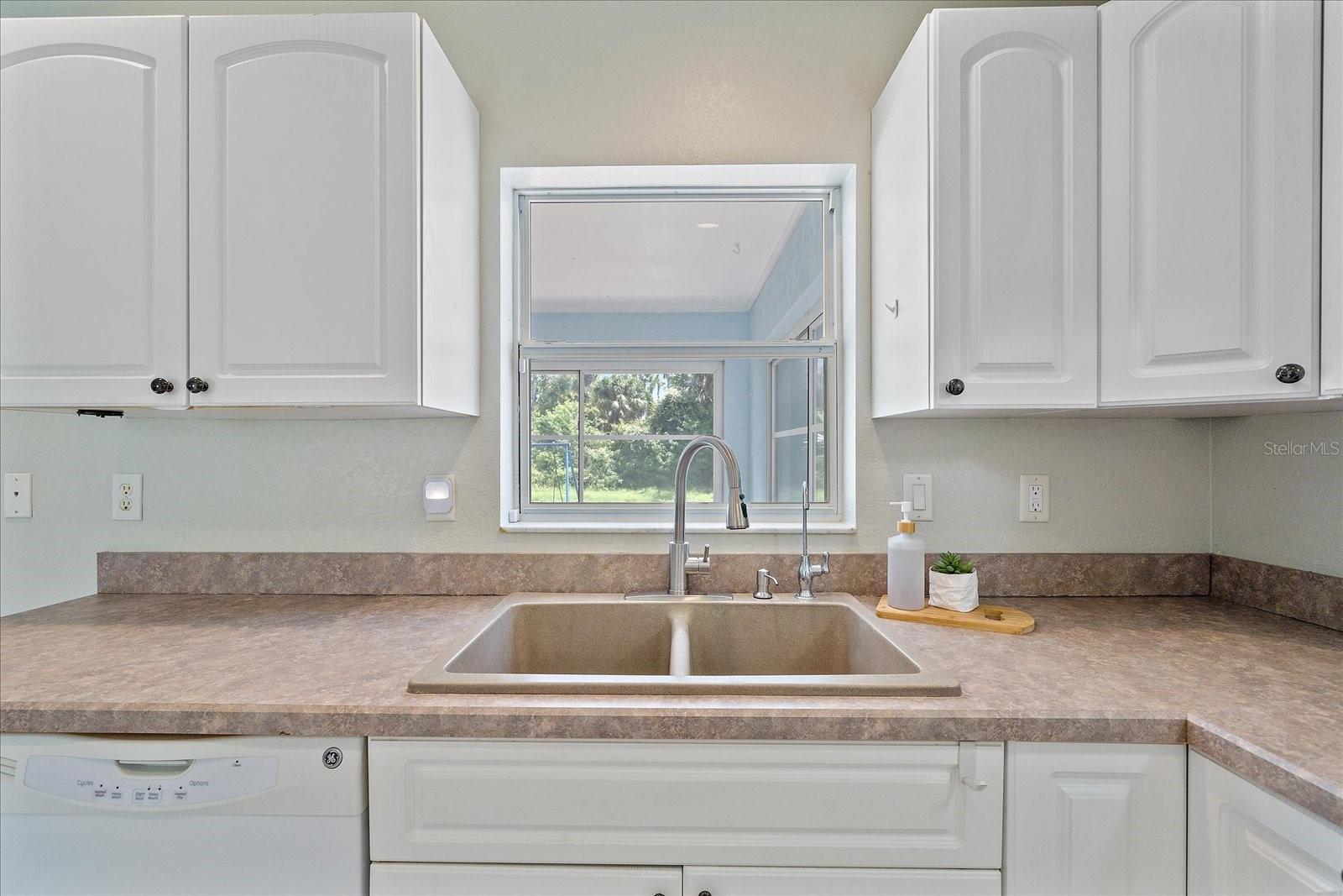 2484 COVER LN, NORTH PORT, FL, 34286