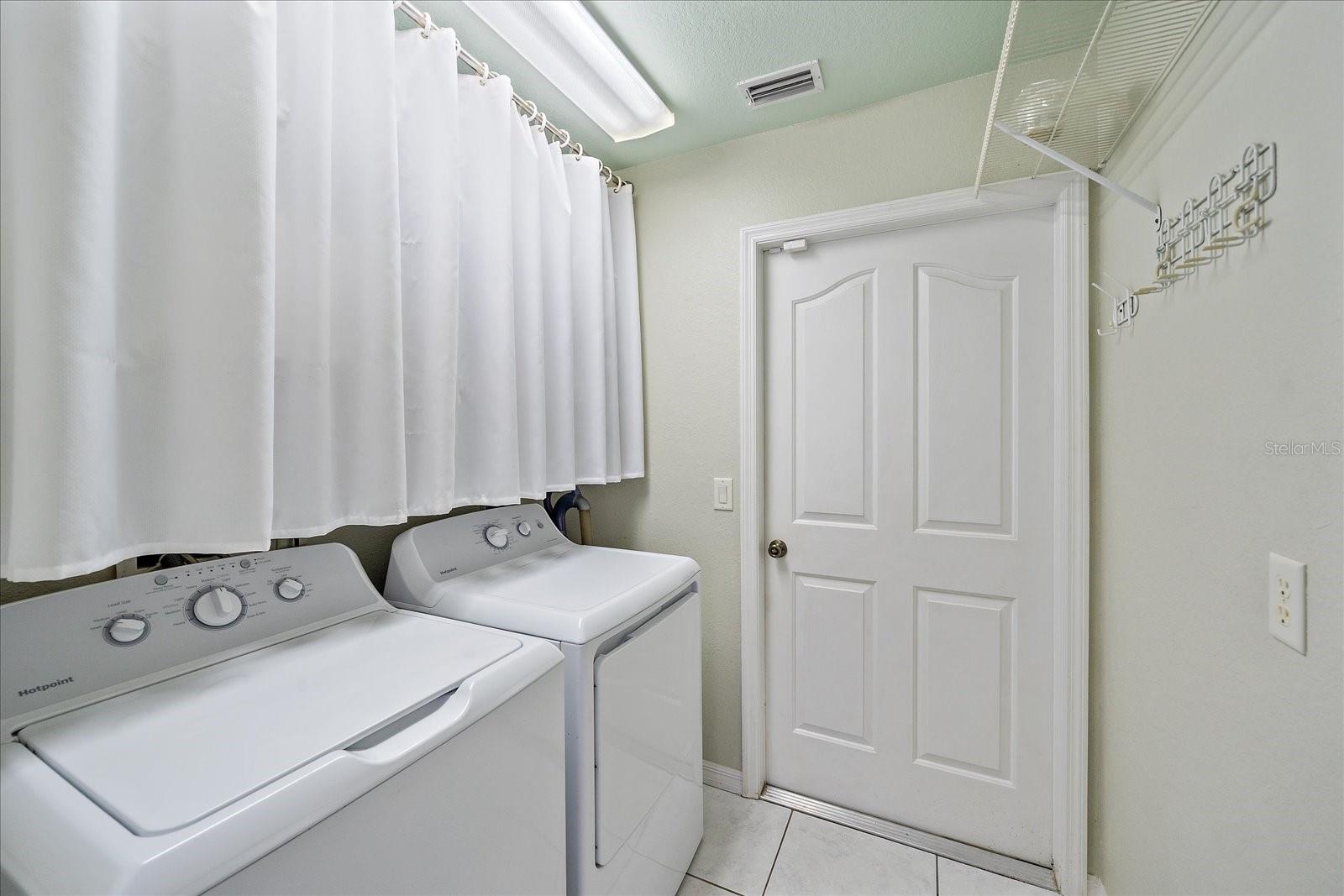 2484 COVER LN, NORTH PORT, FL, 34286