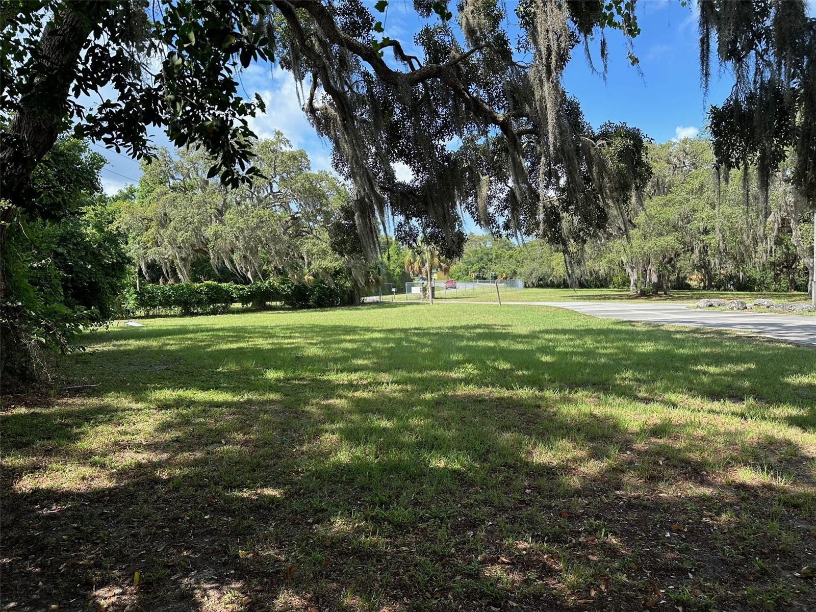 INVERNESS, FL, 34453