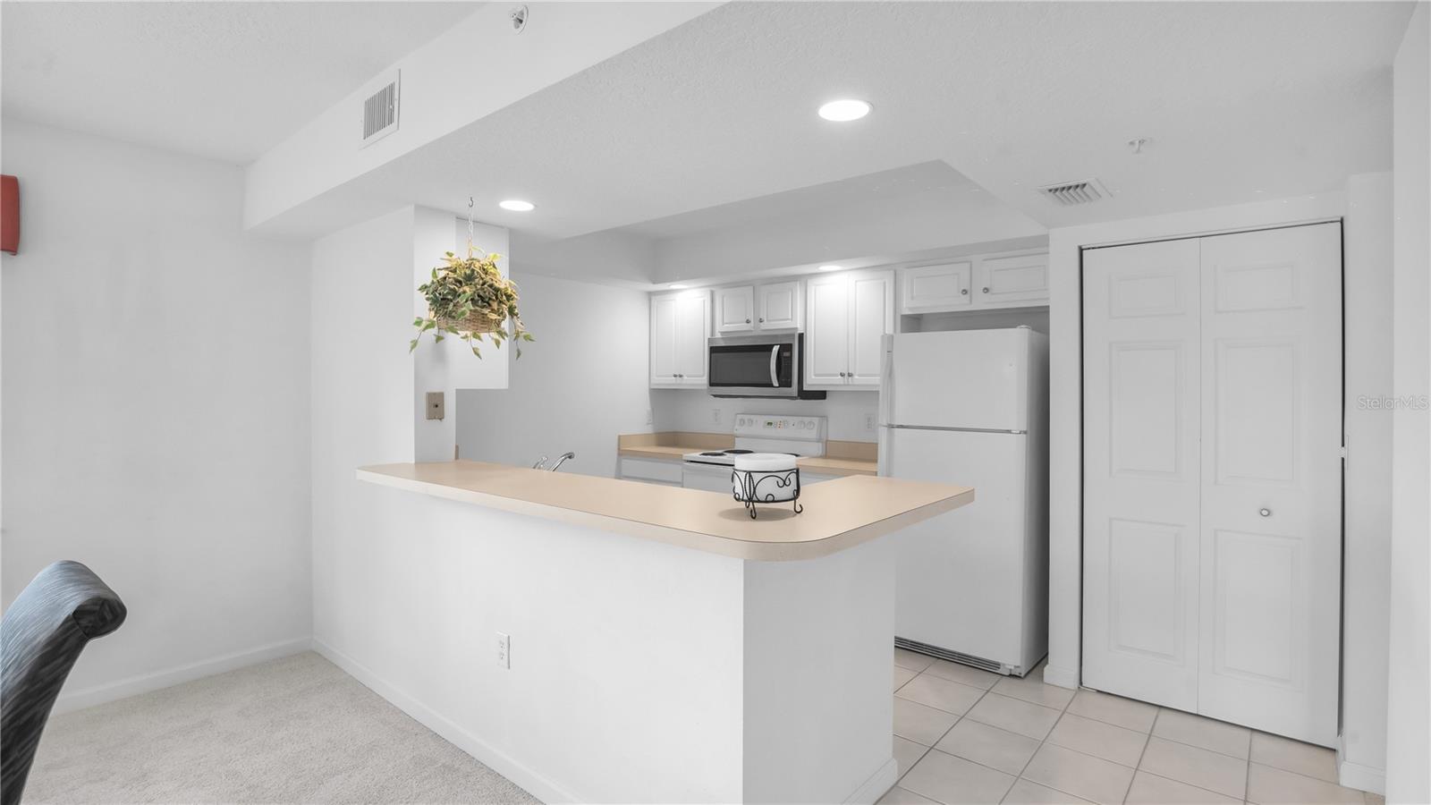 1150 CARMEL CIR #408, CASSELBERRY, FL, 32707