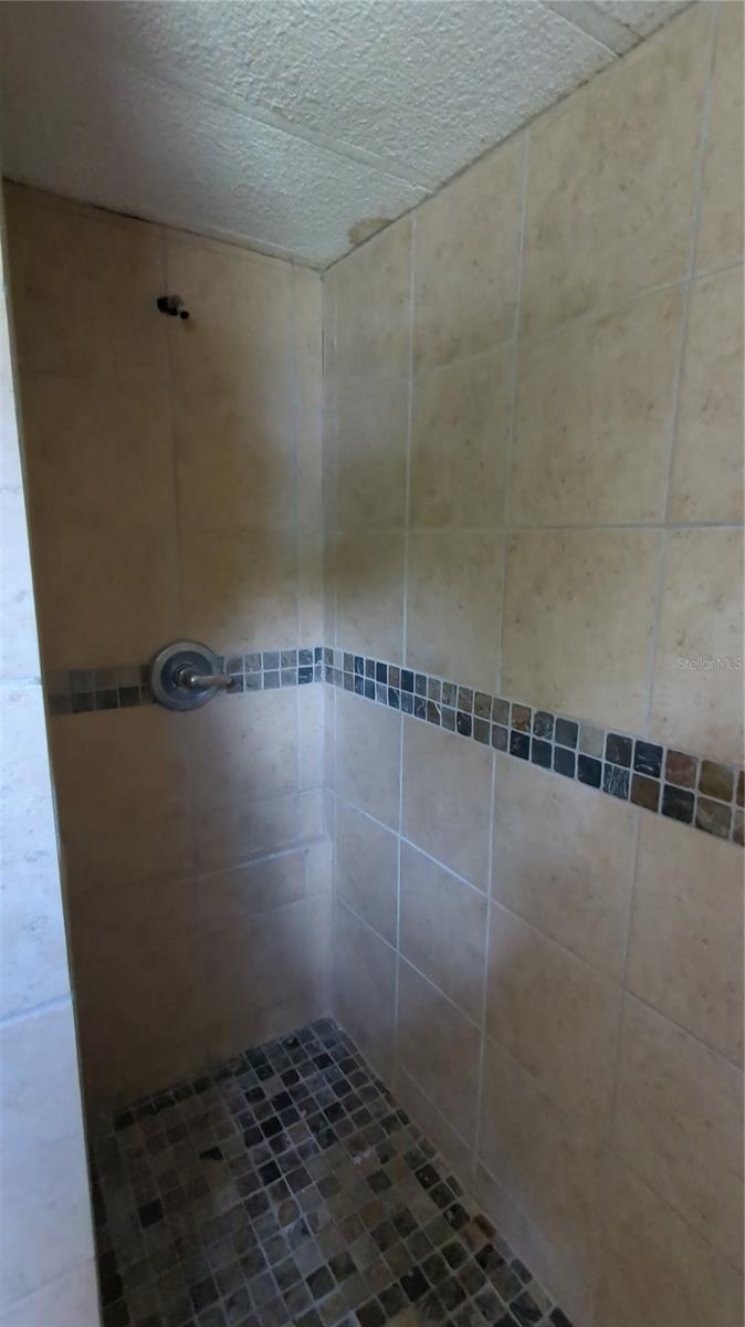 OM681371 Property Photo