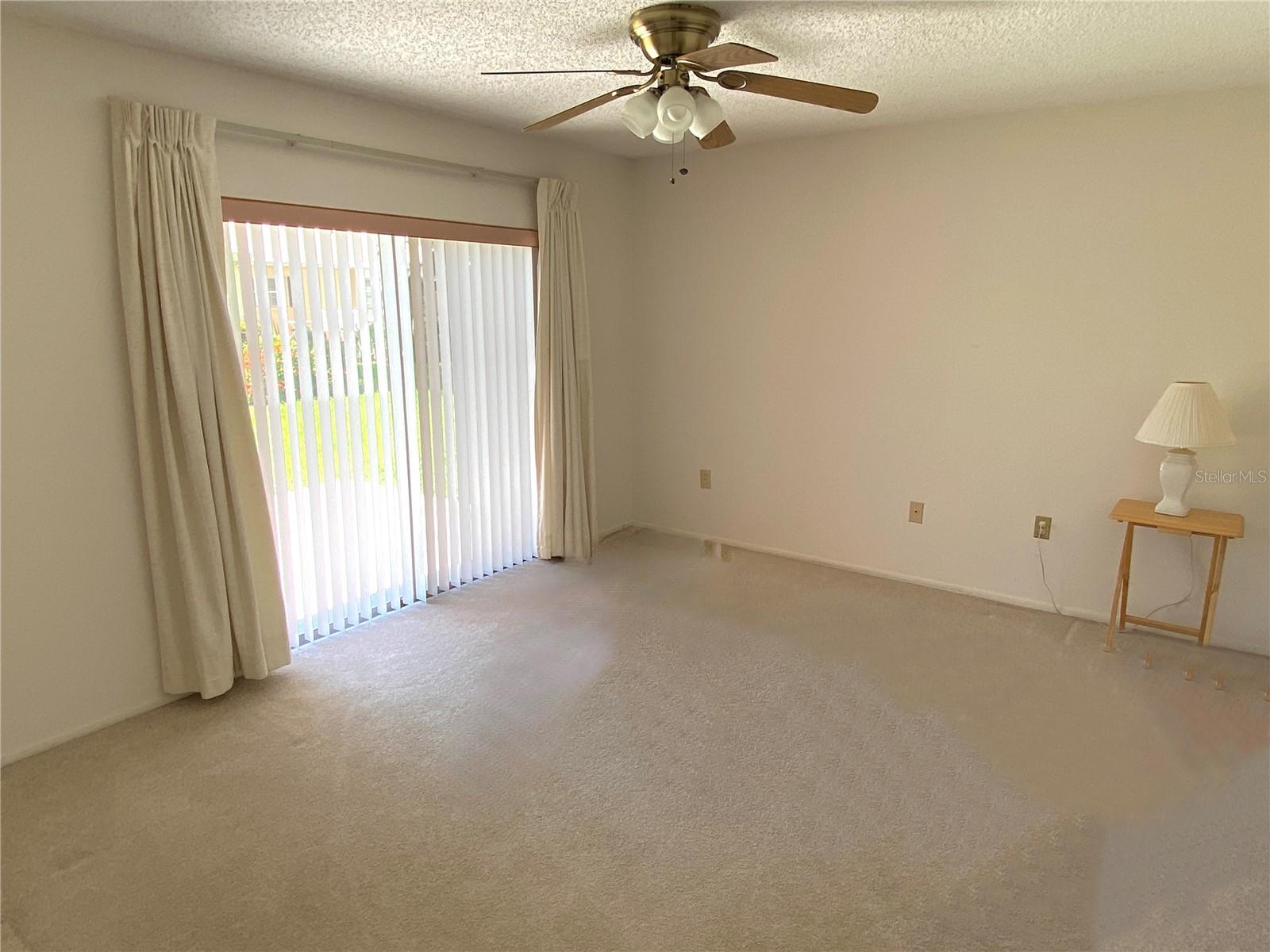 390 301 BLVD W #5B, BRADENTON, FL, 34205