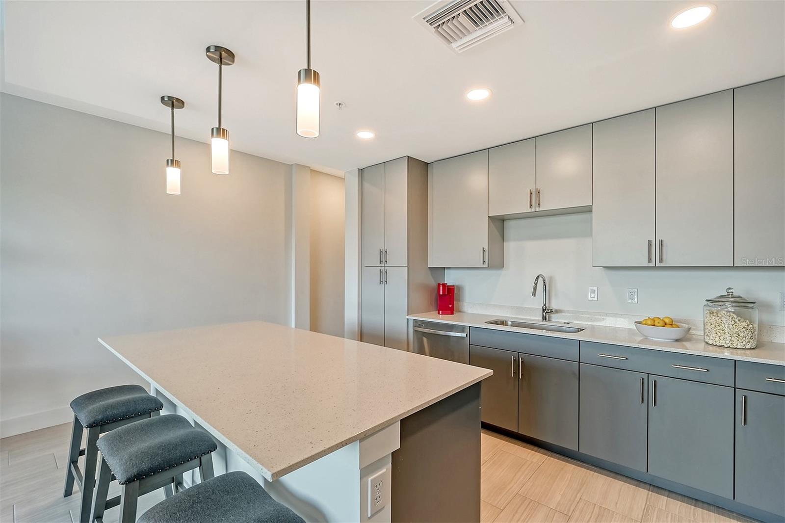 1709 N TAMIAMI TRL #310, SARASOTA, FL, 34234