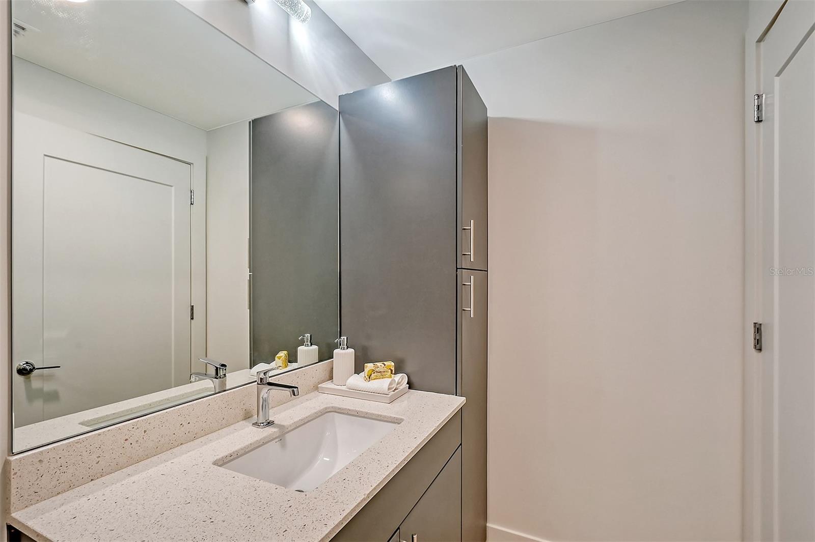 1709 N TAMIAMI TRL #310, SARASOTA, FL, 34234