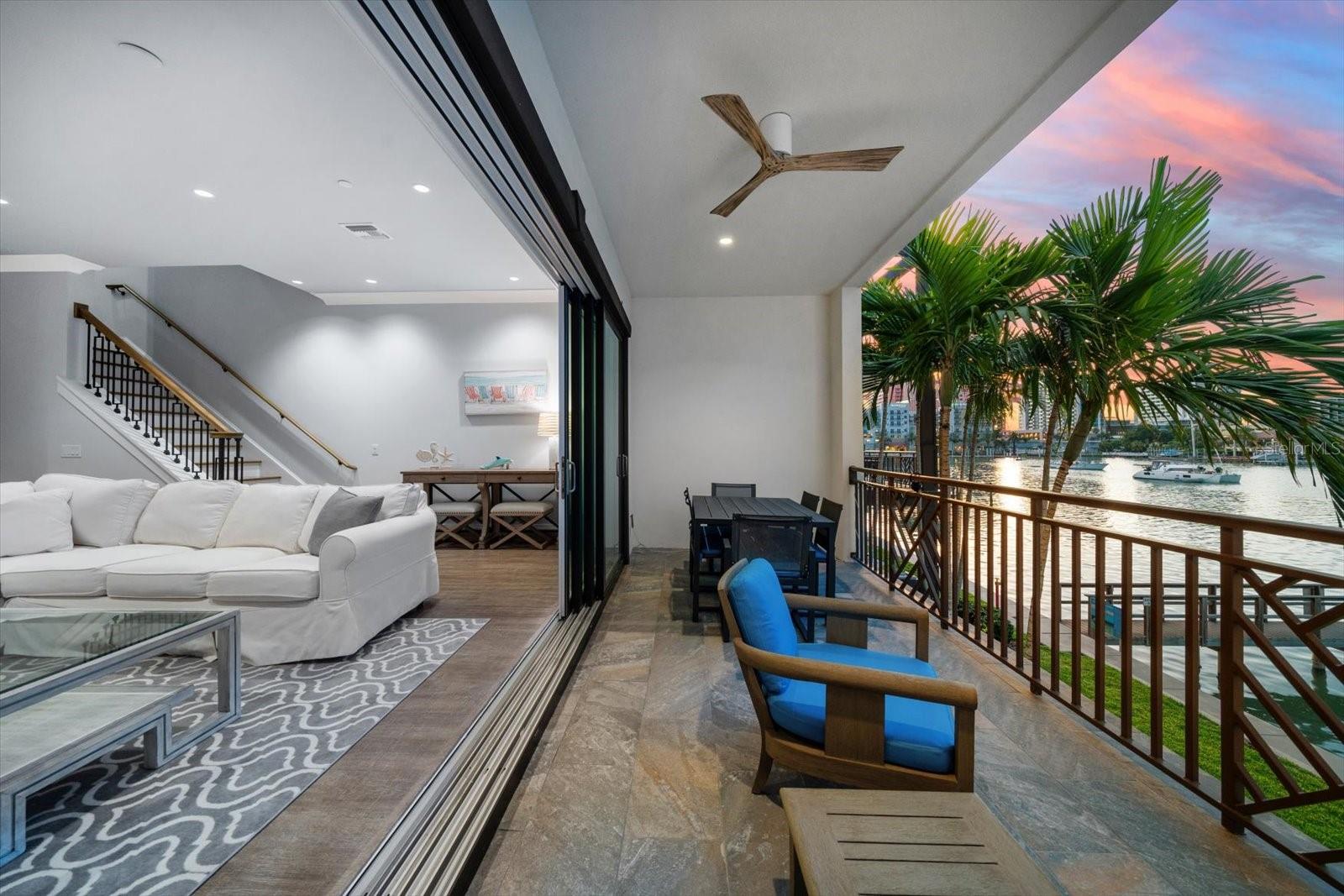 158 BRIGHTWATER DR #1, CLEARWATER BEACH, FL, 33767