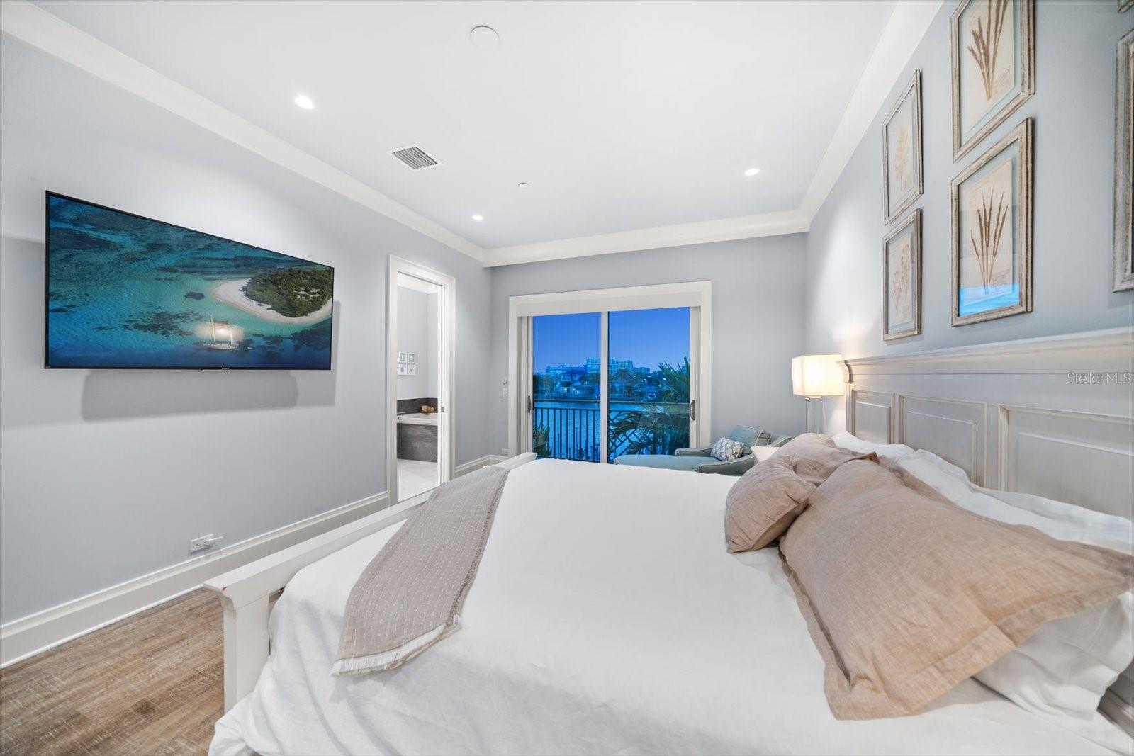 158 BRIGHTWATER DR #1, CLEARWATER BEACH, FL, 33767