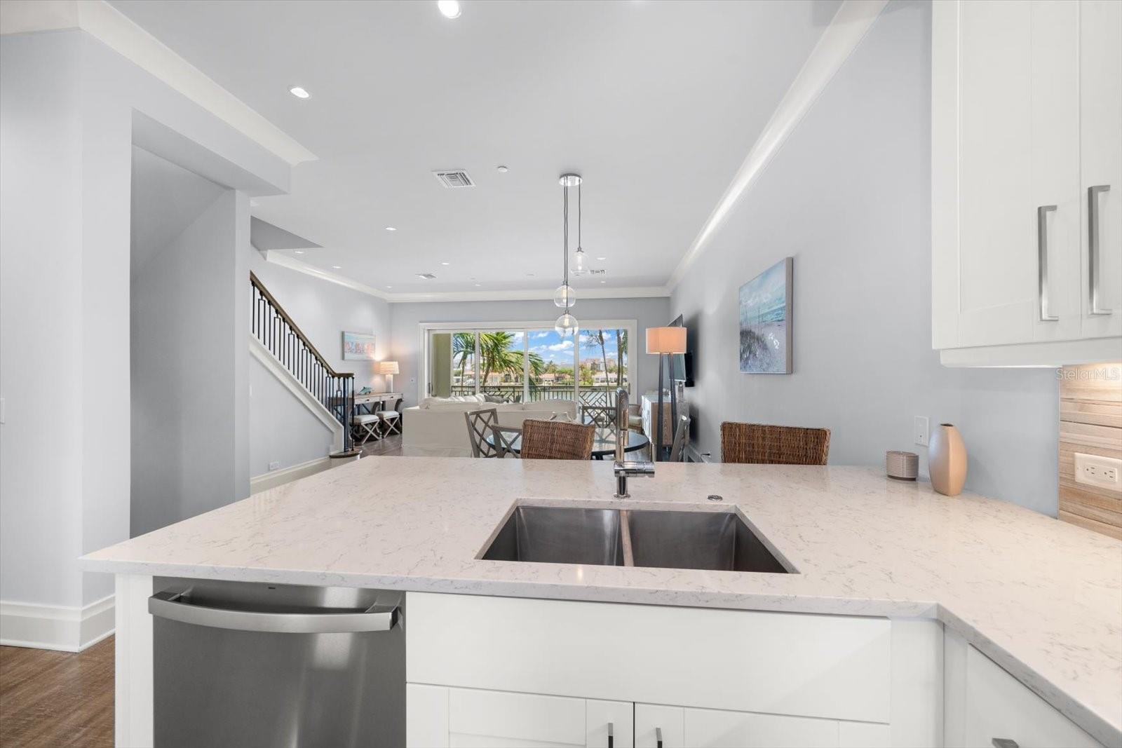 158 BRIGHTWATER DR #1, CLEARWATER BEACH, FL, 33767