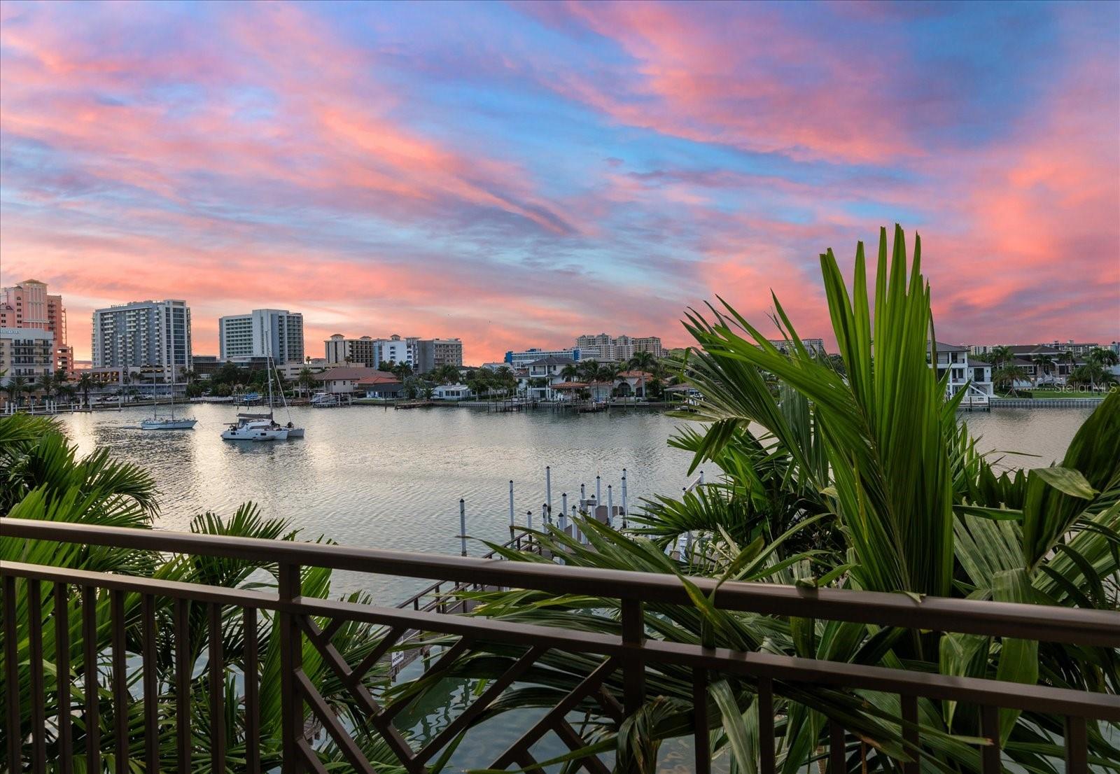 158 BRIGHTWATER DR #1, CLEARWATER BEACH, FL, 33767