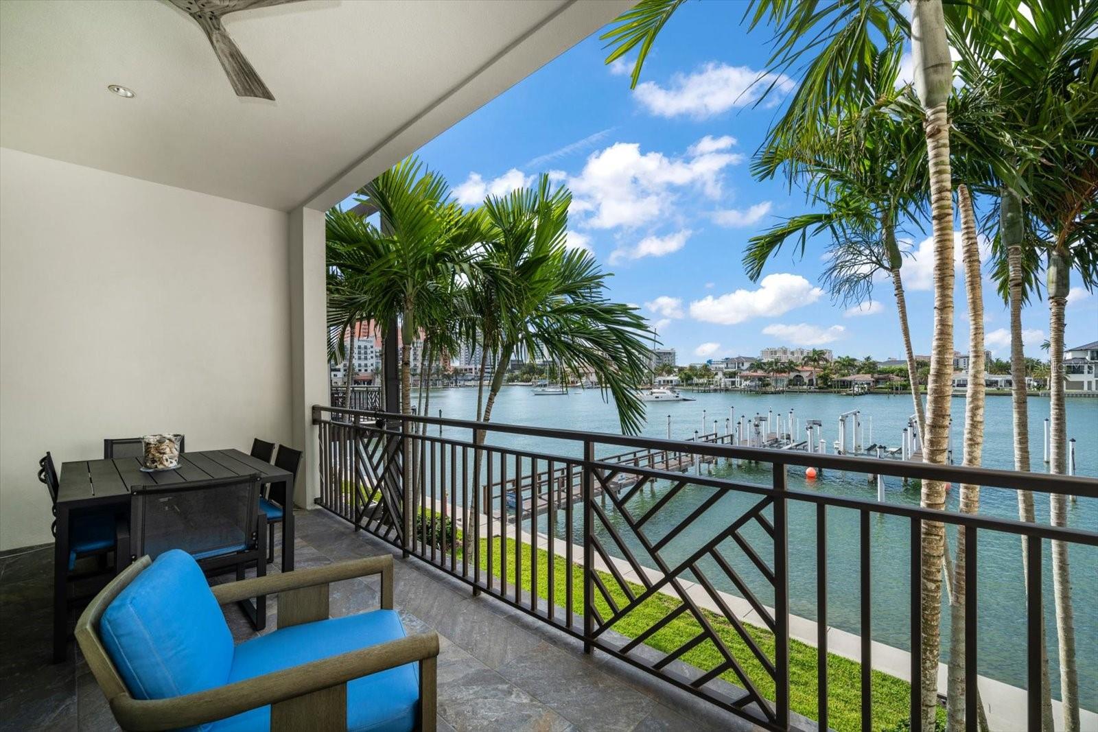 158 BRIGHTWATER DR #1, CLEARWATER BEACH, FL, 33767