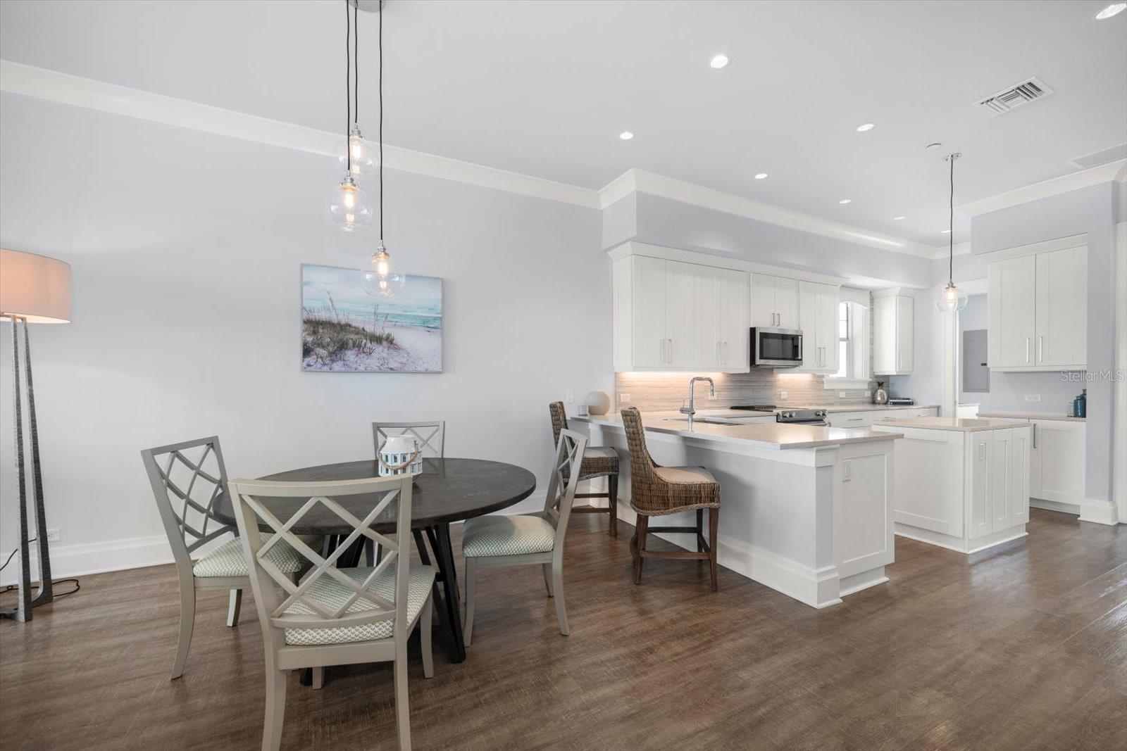 158 BRIGHTWATER DR #1, CLEARWATER BEACH, FL, 33767