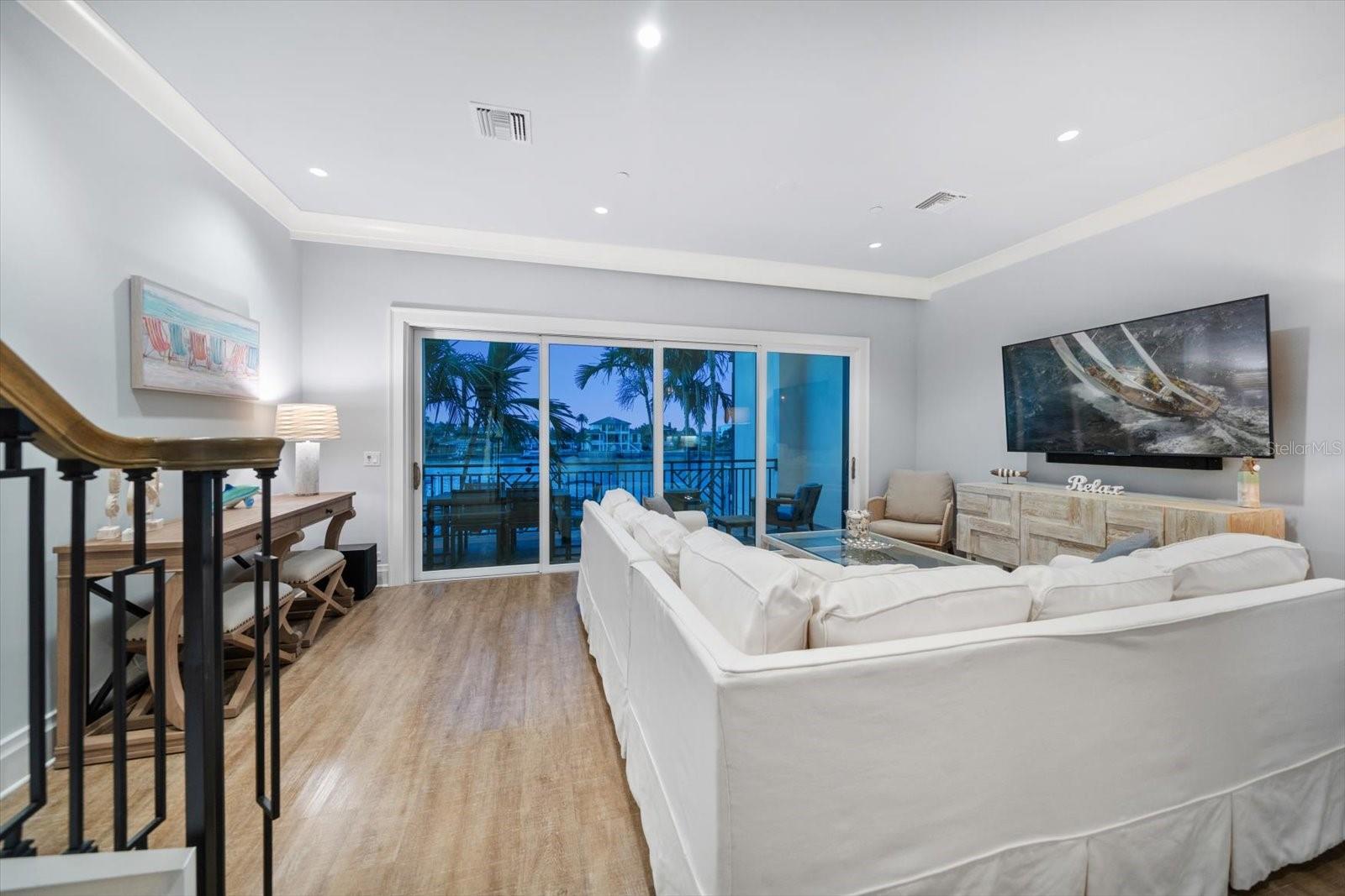 158 BRIGHTWATER DR #1, CLEARWATER BEACH, FL, 33767