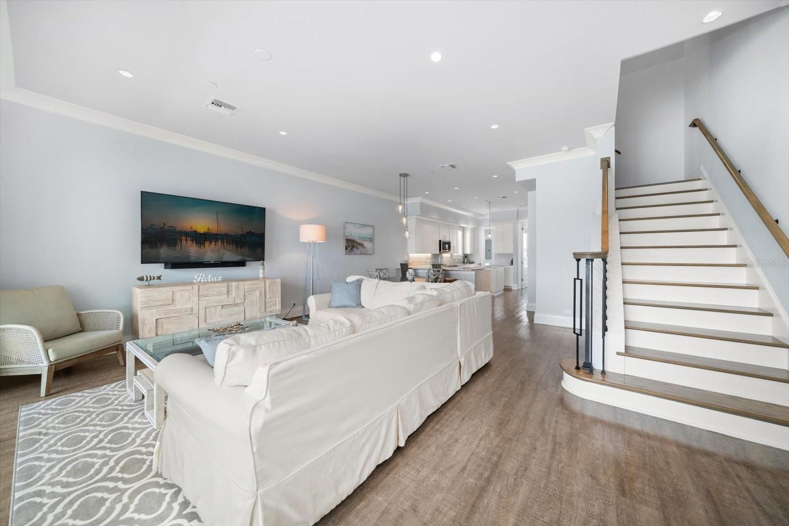 158 BRIGHTWATER DR #1, CLEARWATER BEACH, FL, 33767