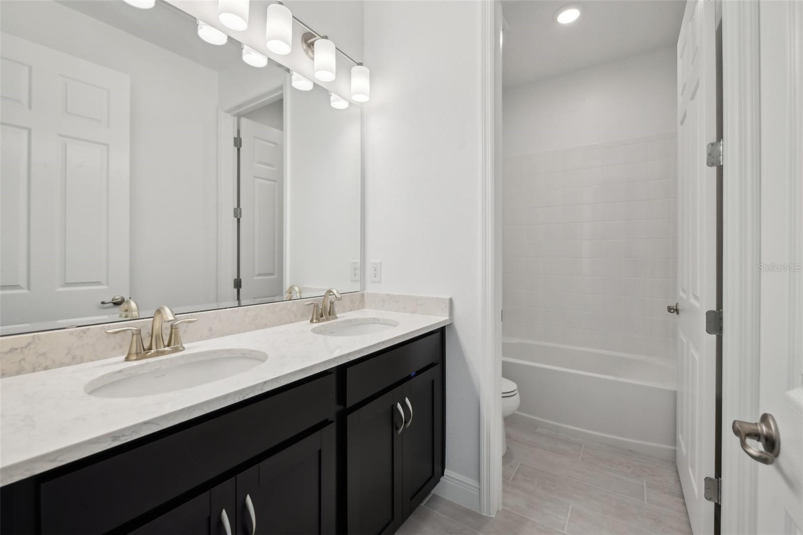 2590 CAVANAUGH DR, ORLANDO, FL, 32817