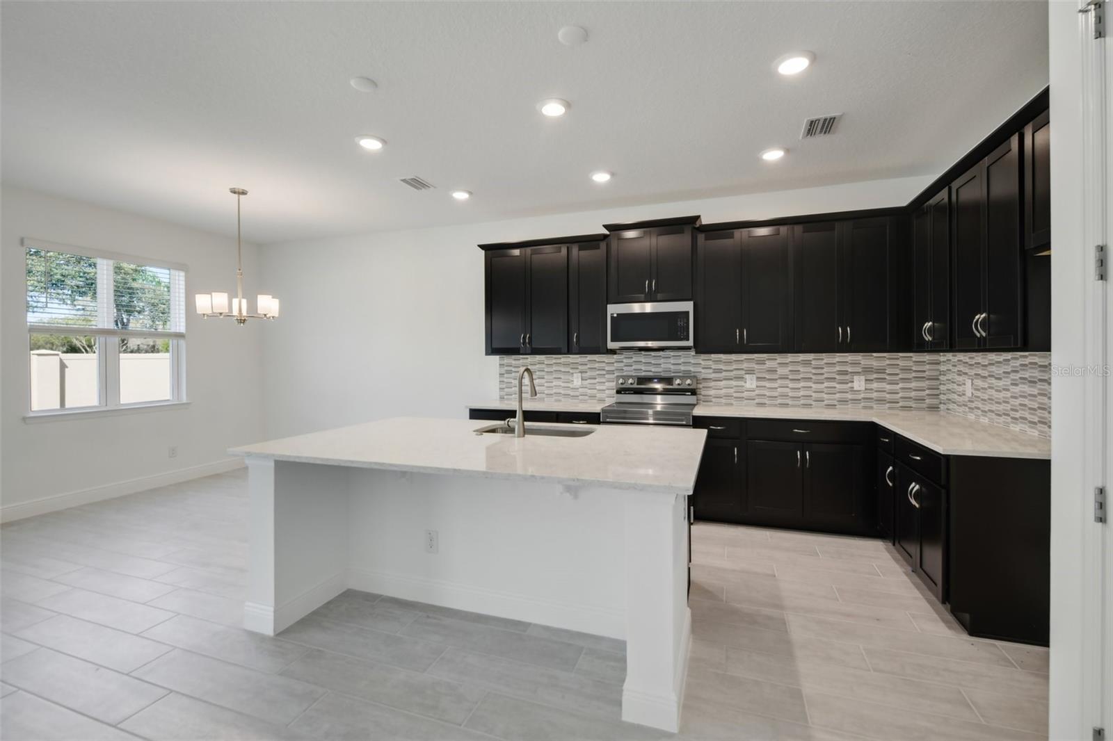 2590 CAVANAUGH DR, ORLANDO, FL, 32817