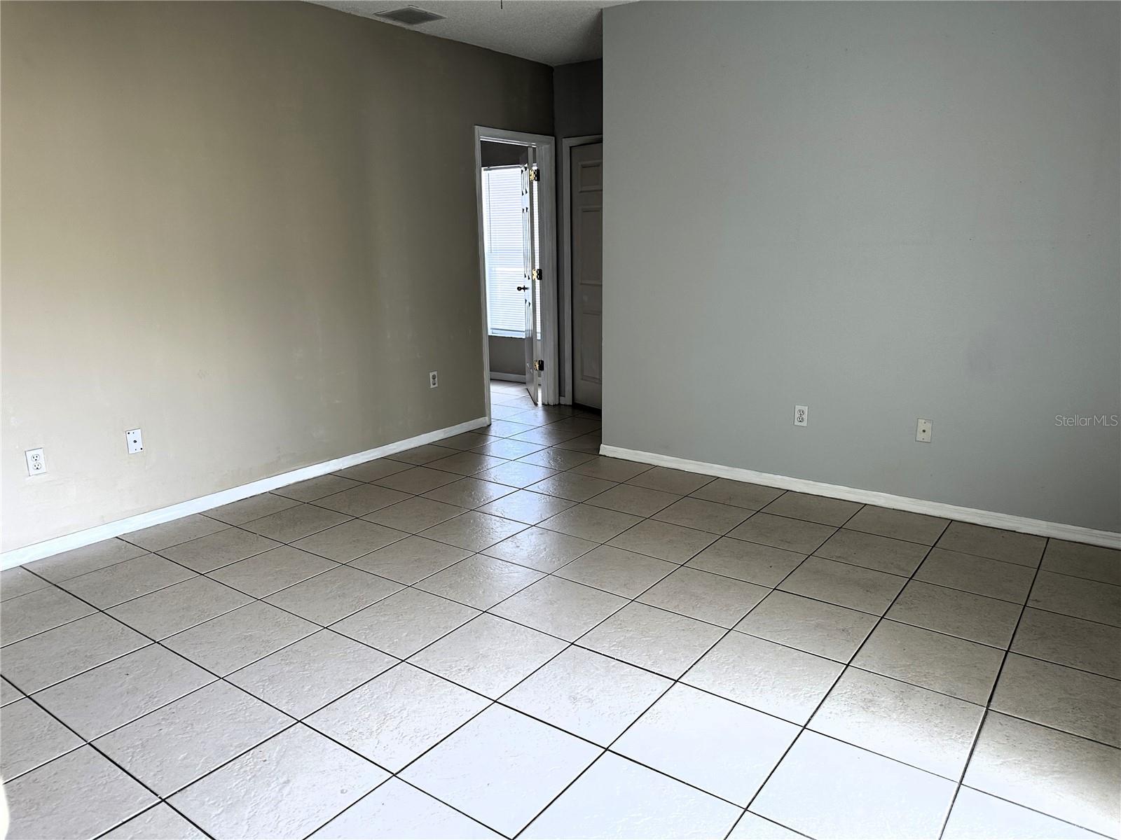 328 CHELMSFORD CT, KISSIMMEE, FL, 34758