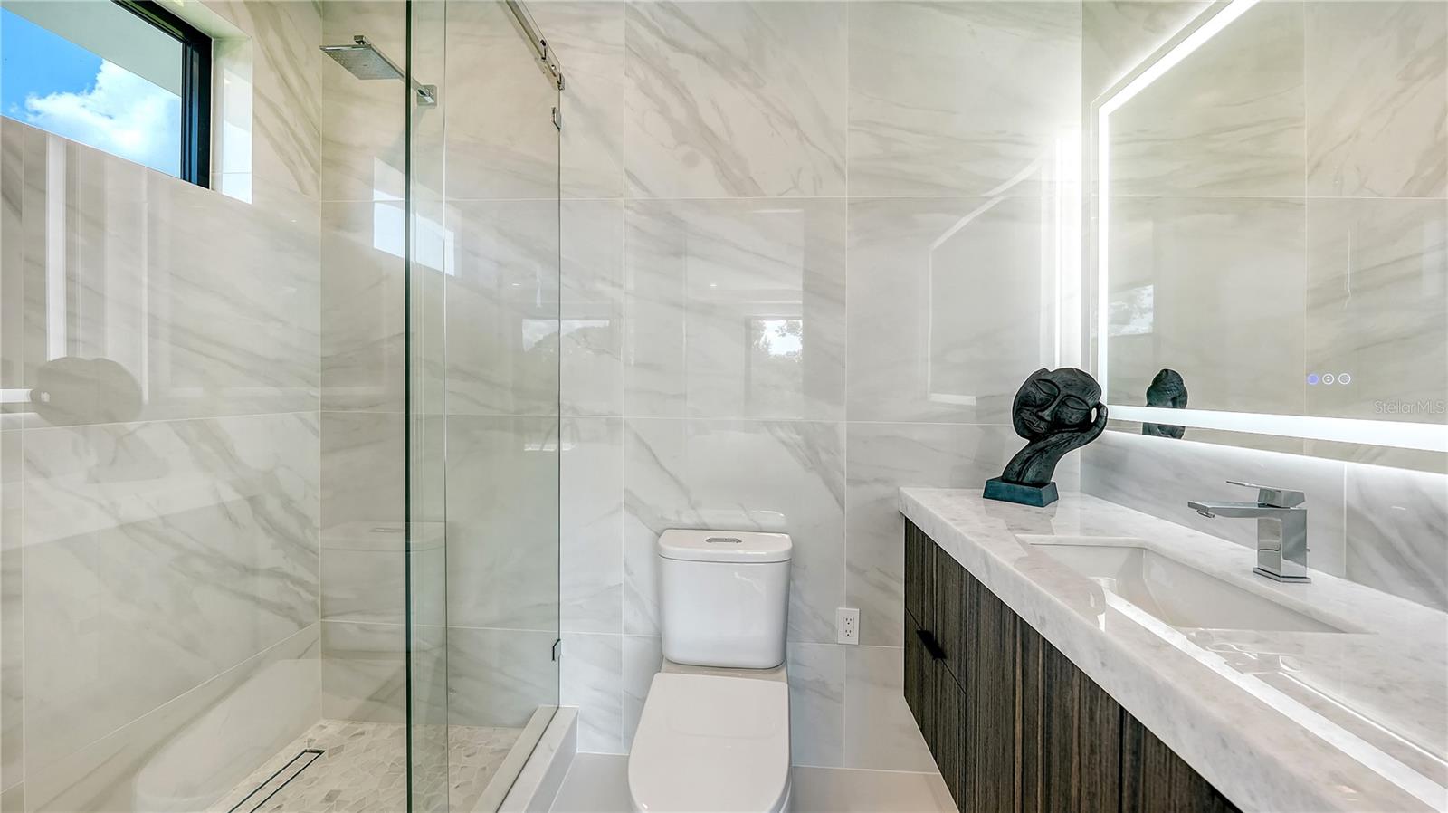 A4615836 Property Photo