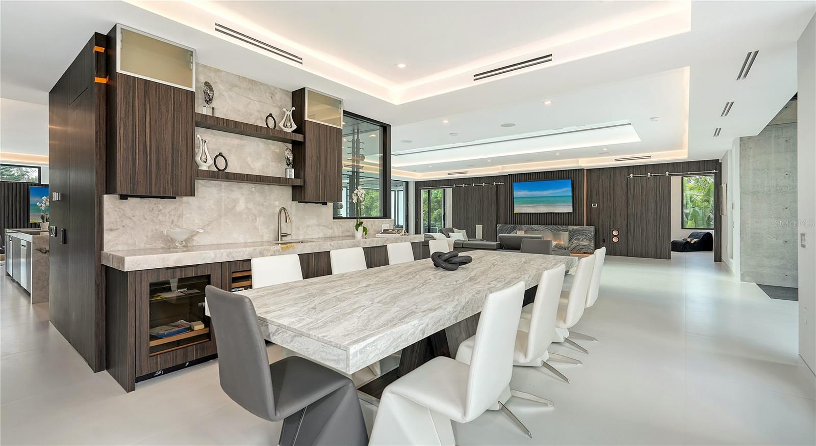 A4615836 Property Photo