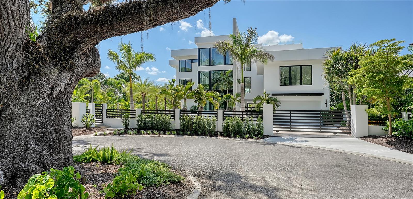 A4615836 Property Photo