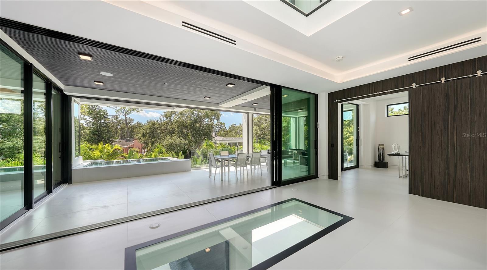 A4615836 Property Photo