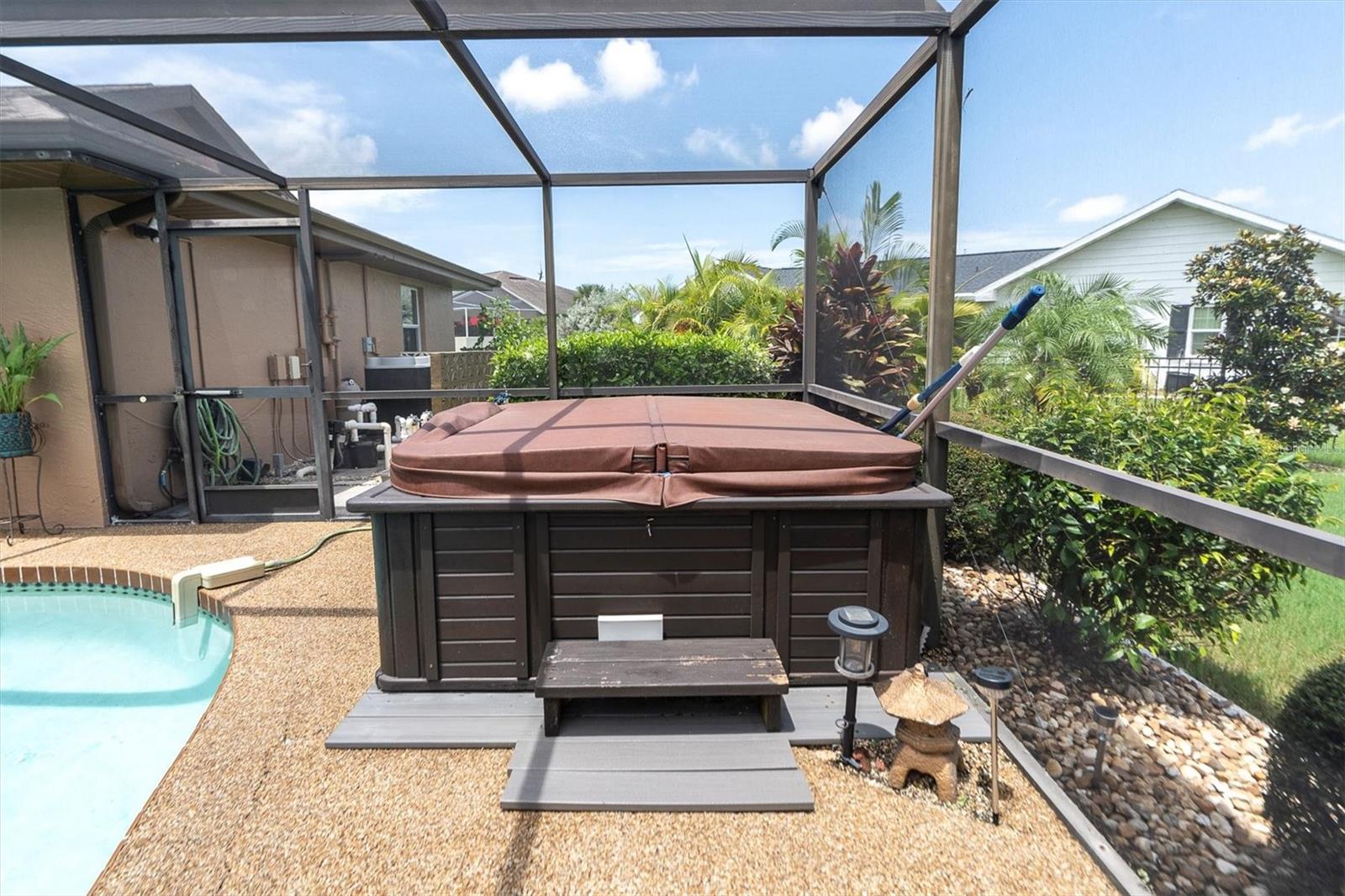 301 THORN HILL PL, SUN CITY CENTER, FL, 33573