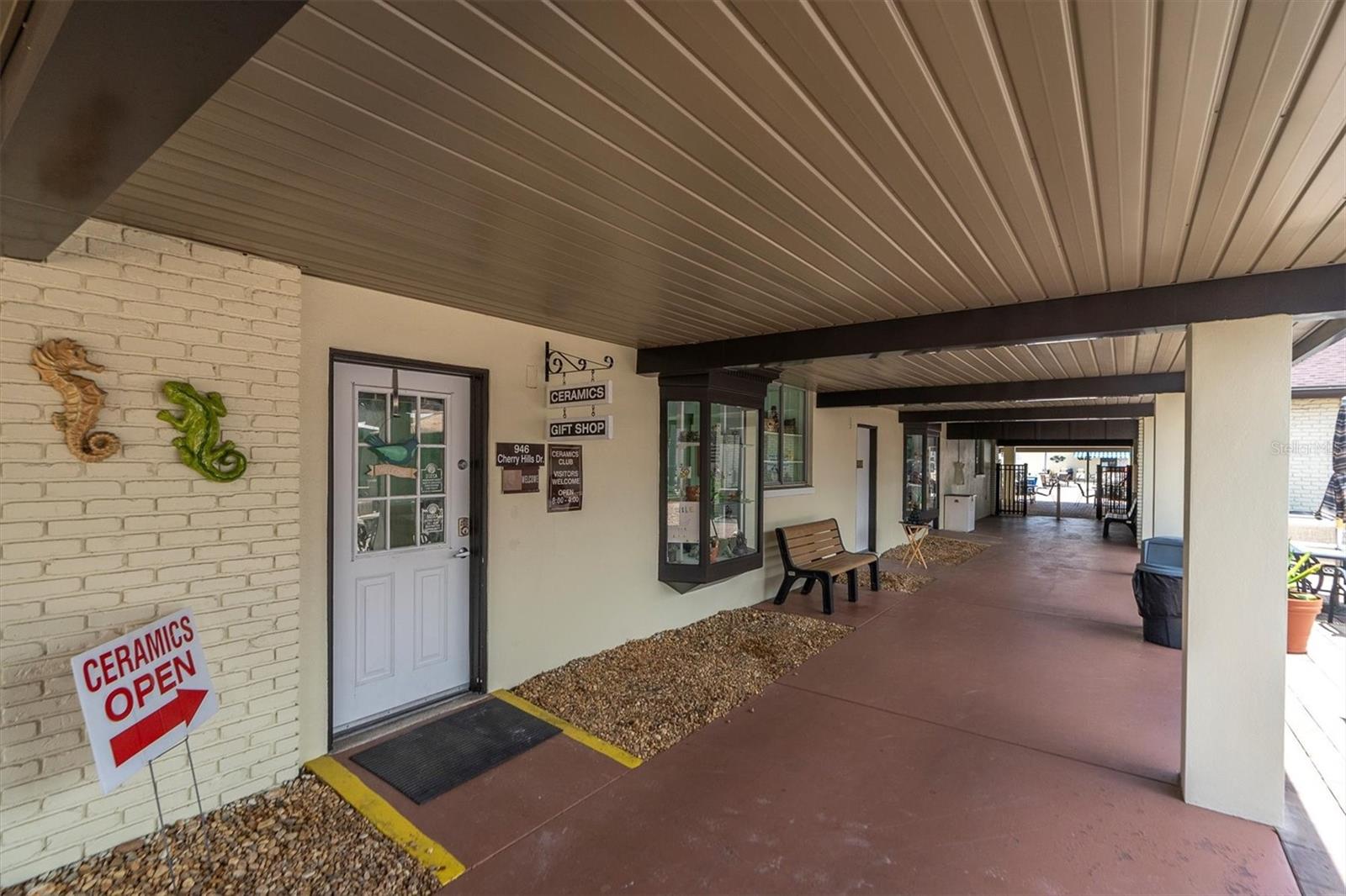 301 THORN HILL PL, SUN CITY CENTER, FL, 33573