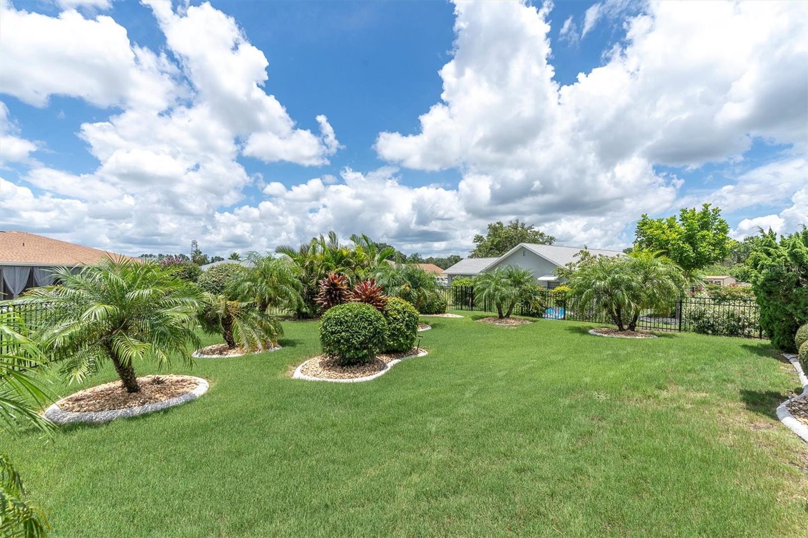 301 THORN HILL PL, SUN CITY CENTER, FL, 33573