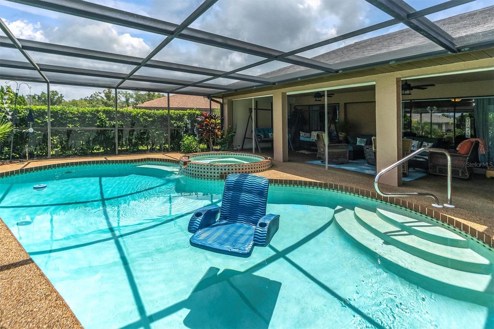 301 THORN HILL PL, SUN CITY CENTER, FL, 33573