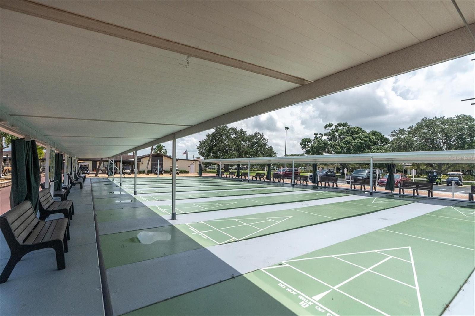 301 THORN HILL PL, SUN CITY CENTER, FL, 33573