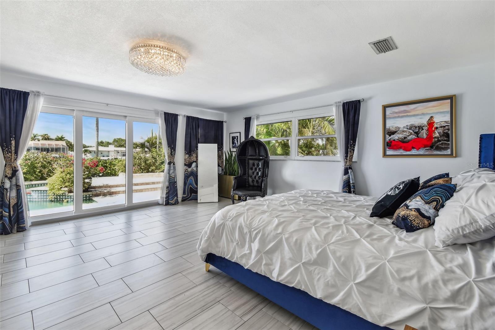 221 HOWARD DR, BELLEAIR BEACH, FL, 33786