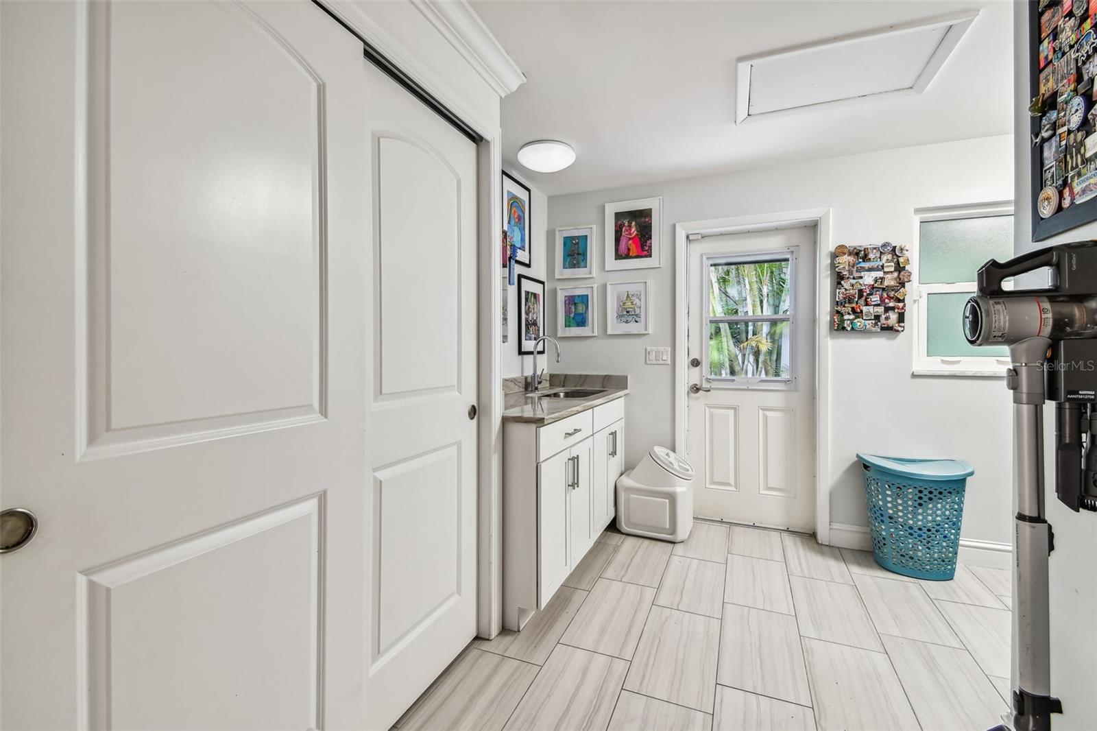 221 HOWARD DR, BELLEAIR BEACH, FL, 33786