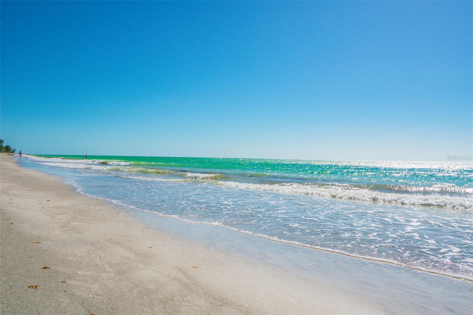 221 HOWARD DR, BELLEAIR BEACH, FL, 33786