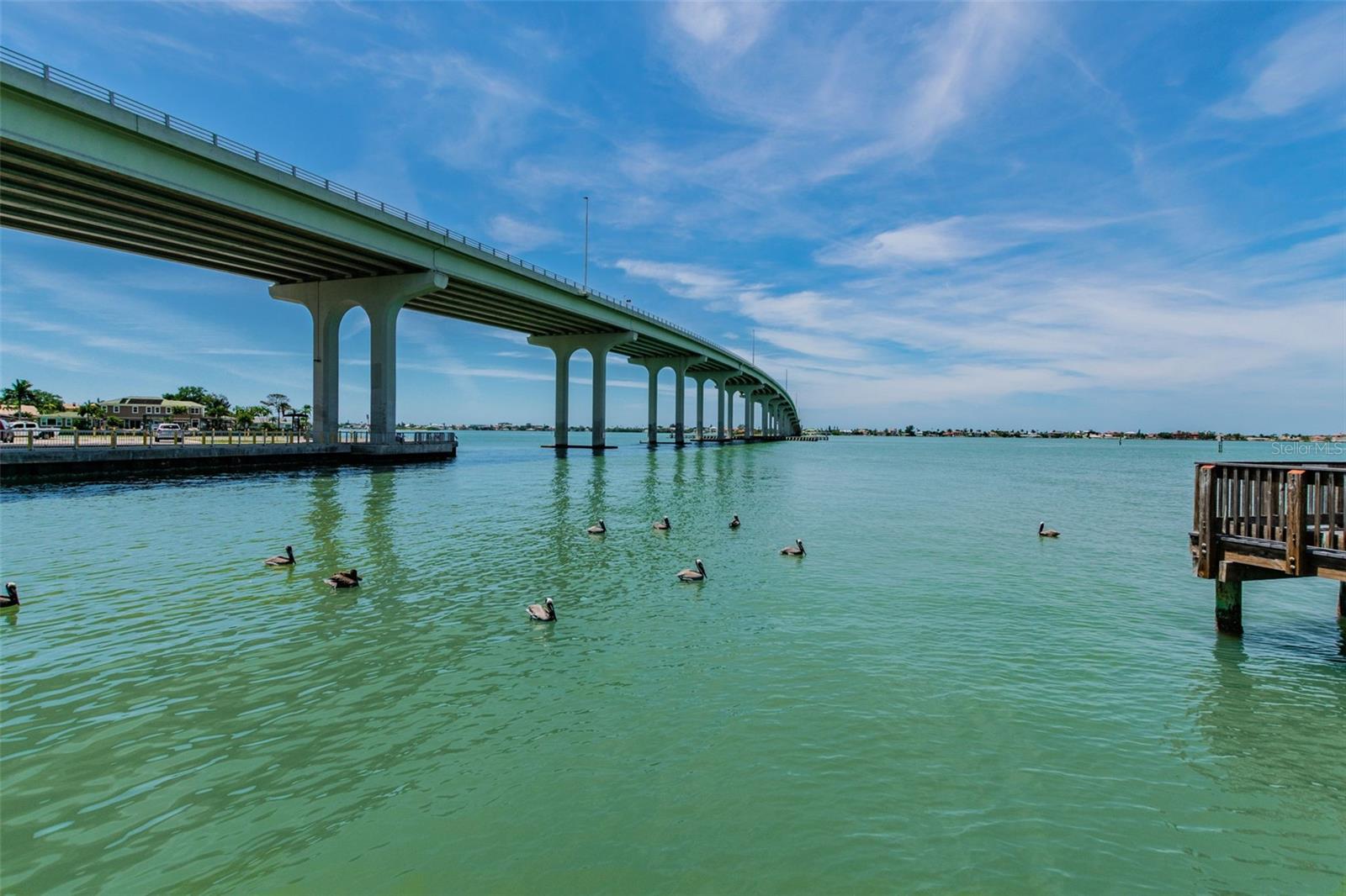 221 HOWARD DR, BELLEAIR BEACH, FL, 33786