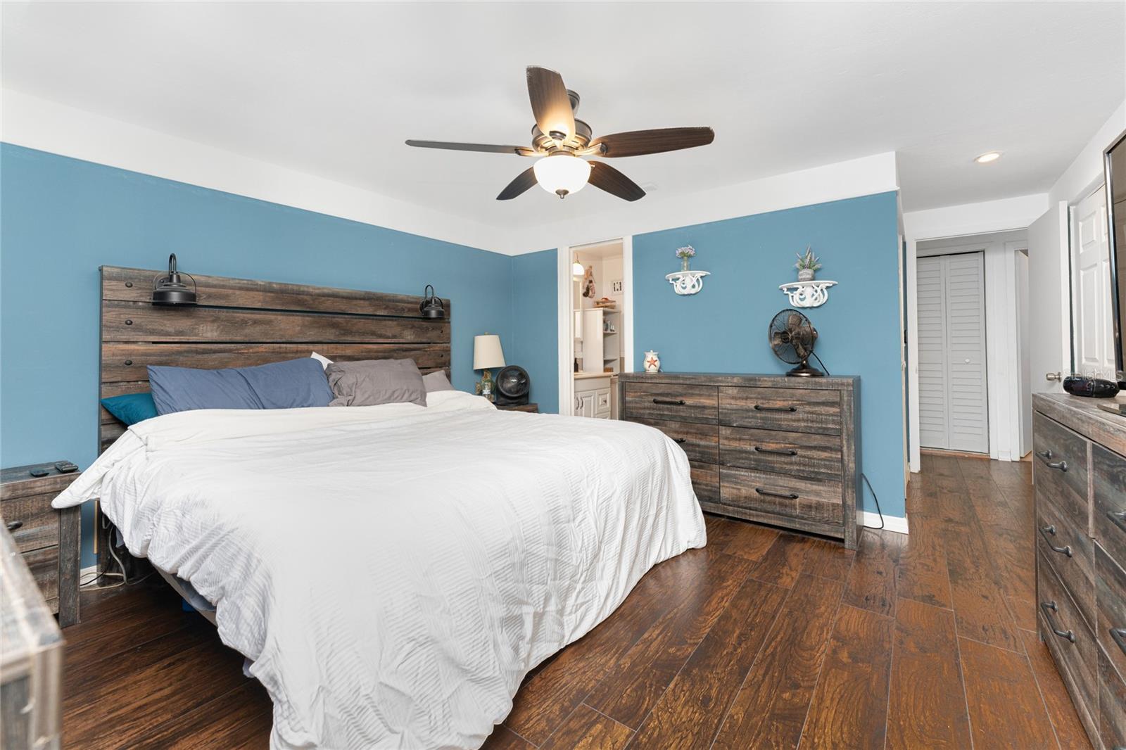 20376 PEACHLAND BLVD, PORT CHARLOTTE, FL, 33954