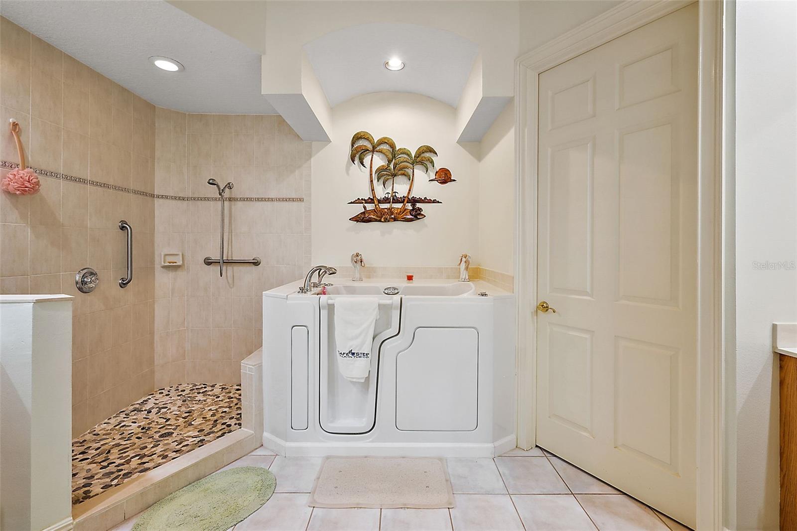 802 CAMINO REAL BLVD #802, HOWEY IN THE HILLS, FL, 34737