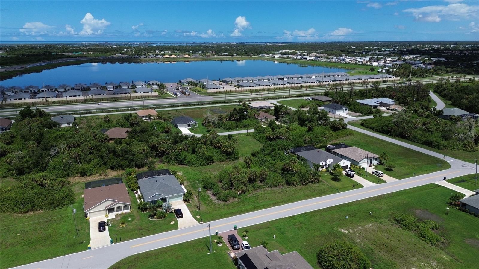 275 INDIAN CREEK DR, ROTONDA WEST, FL, 33947