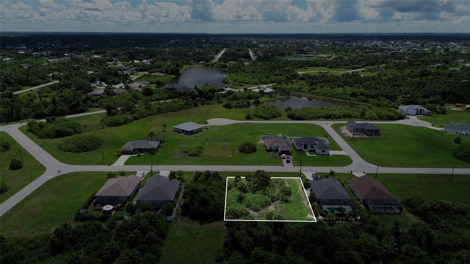 275 INDIAN CREEK DR, ROTONDA WEST, FL, 33947