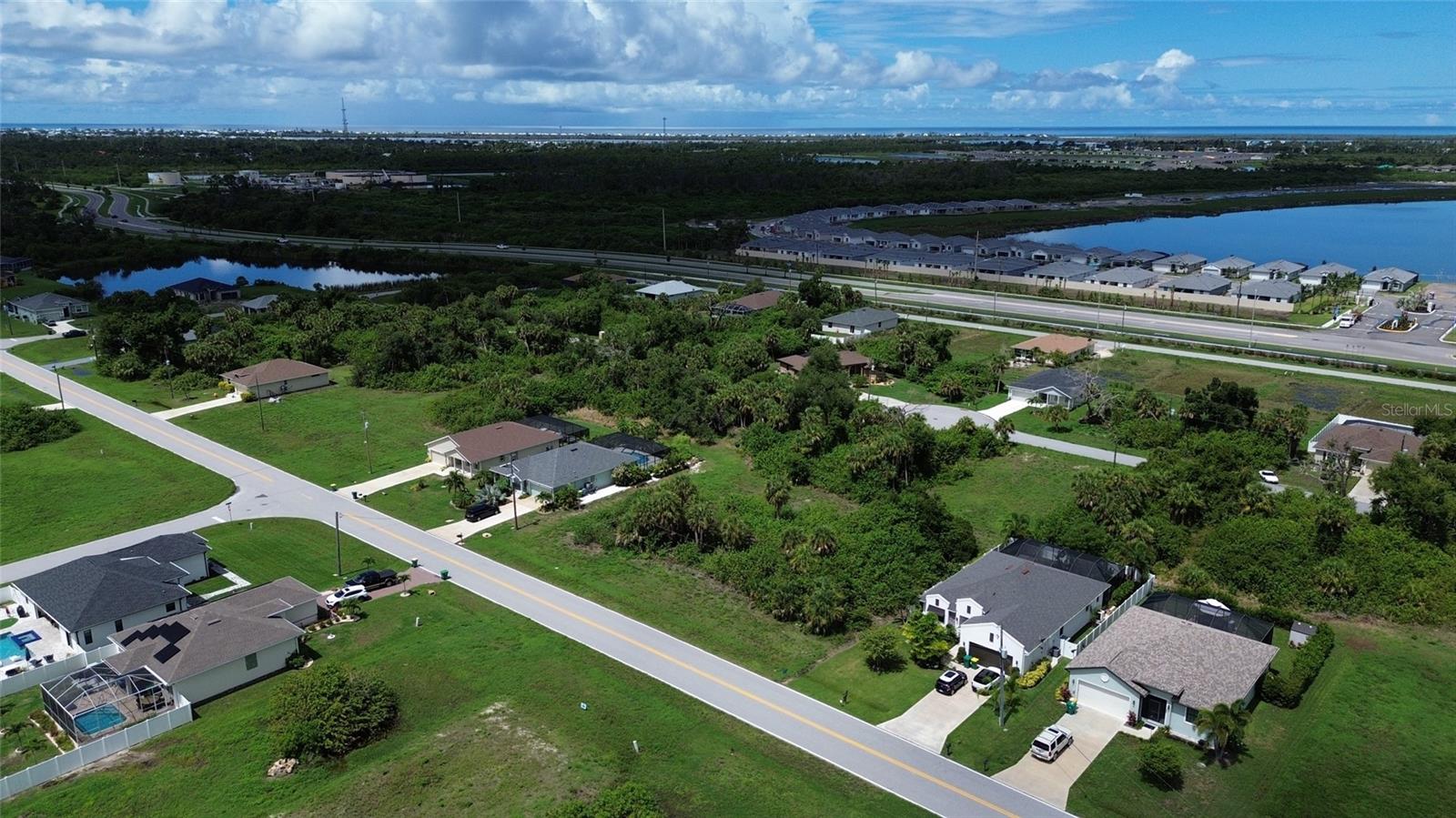 275 INDIAN CREEK DR, ROTONDA WEST, FL, 33947