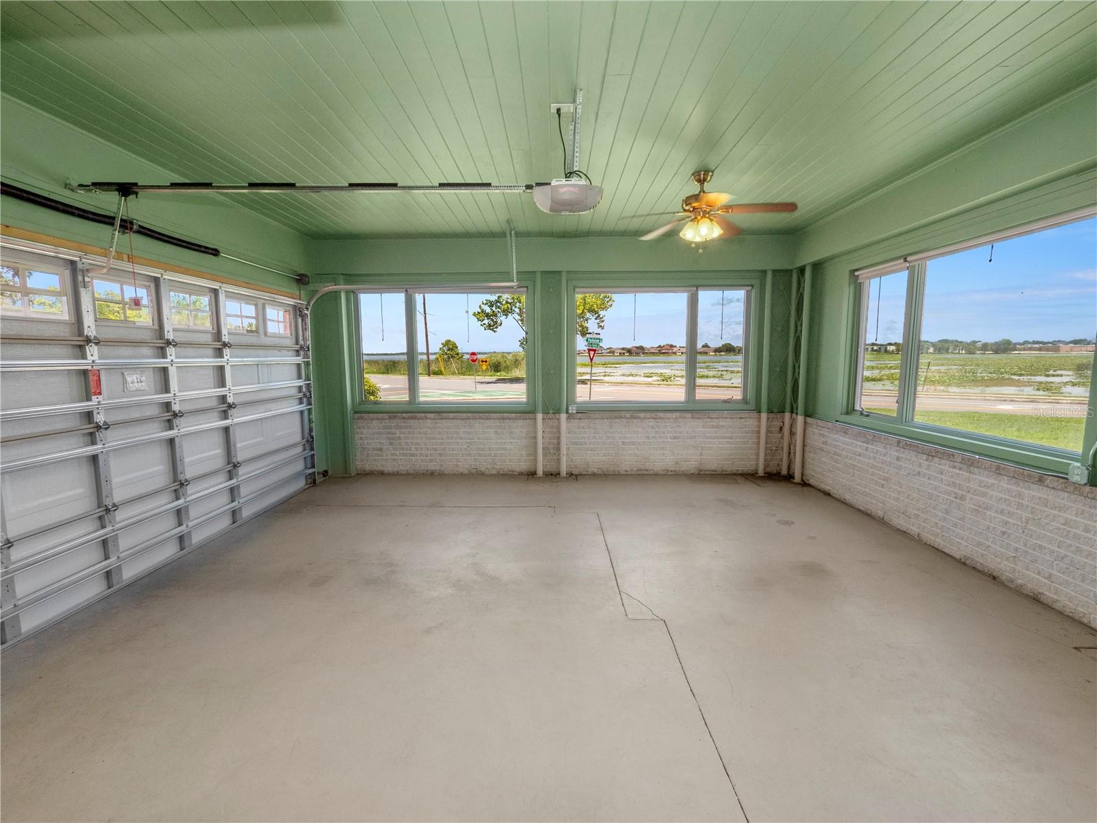 1342 W LAKE PARKER DR, LAKELAND, FL, 33805