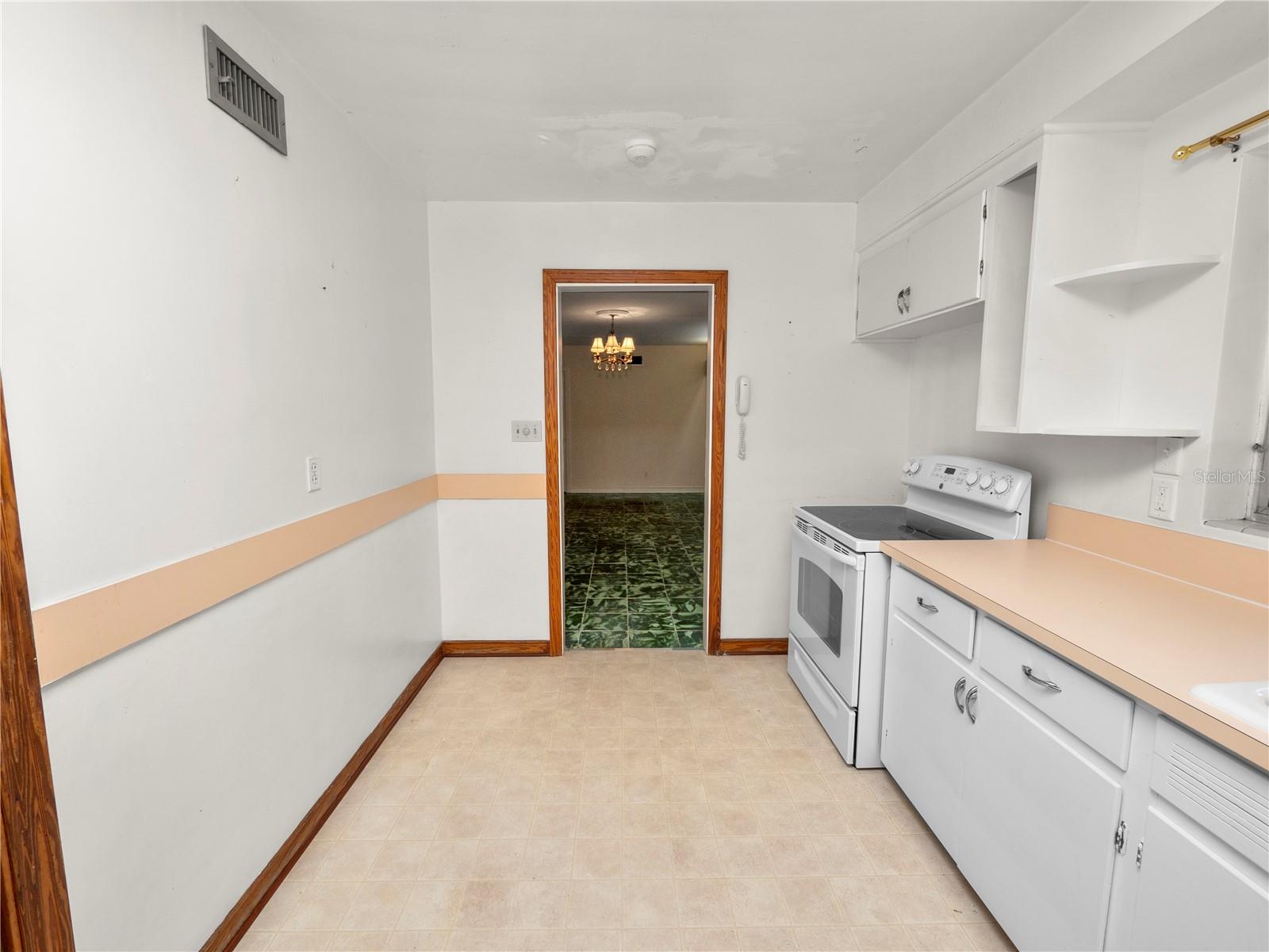 1342 W LAKE PARKER DR, LAKELAND, FL, 33805