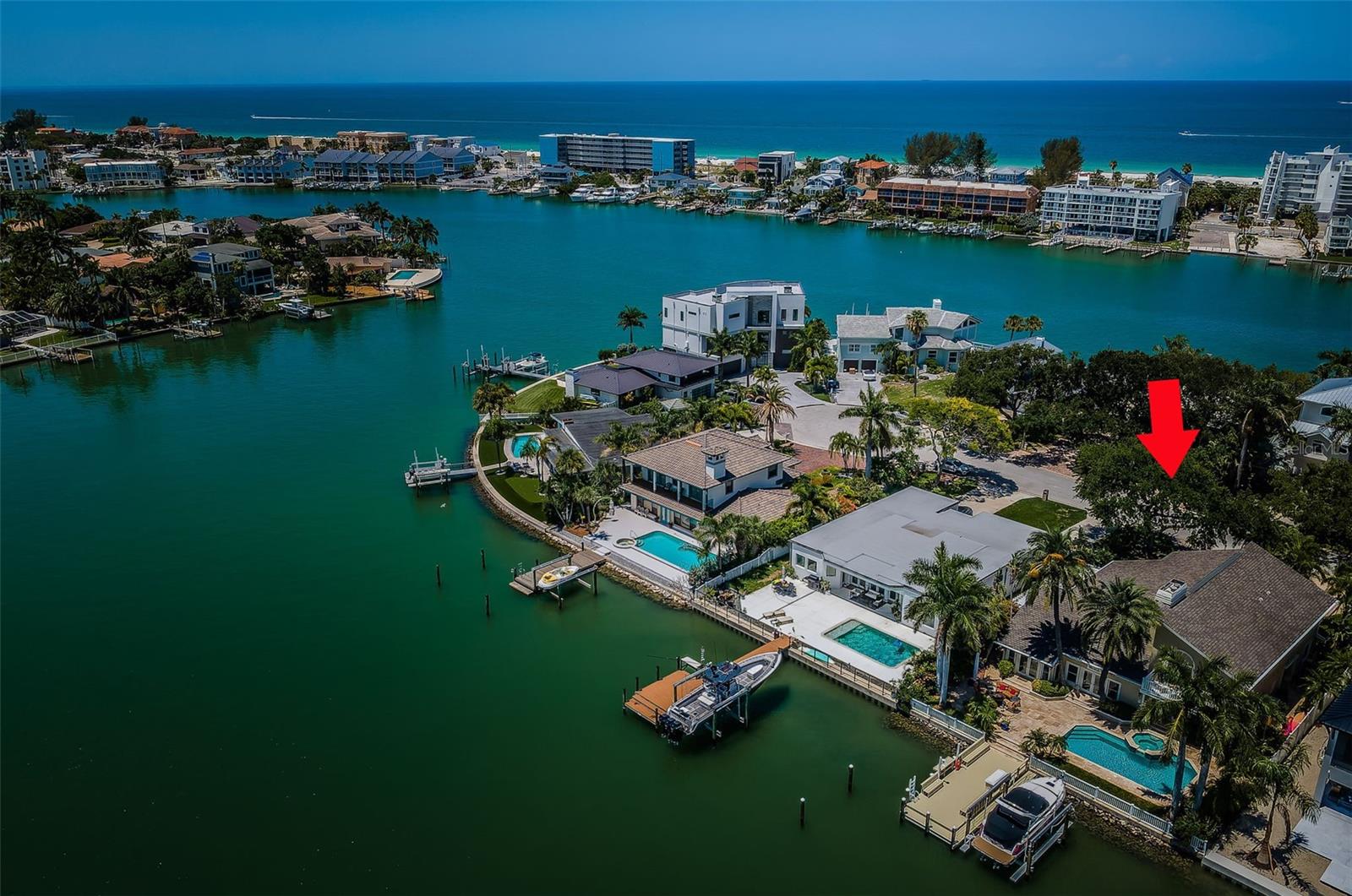 10109 TARPON DR, TREASURE ISLAND, FL, 33706