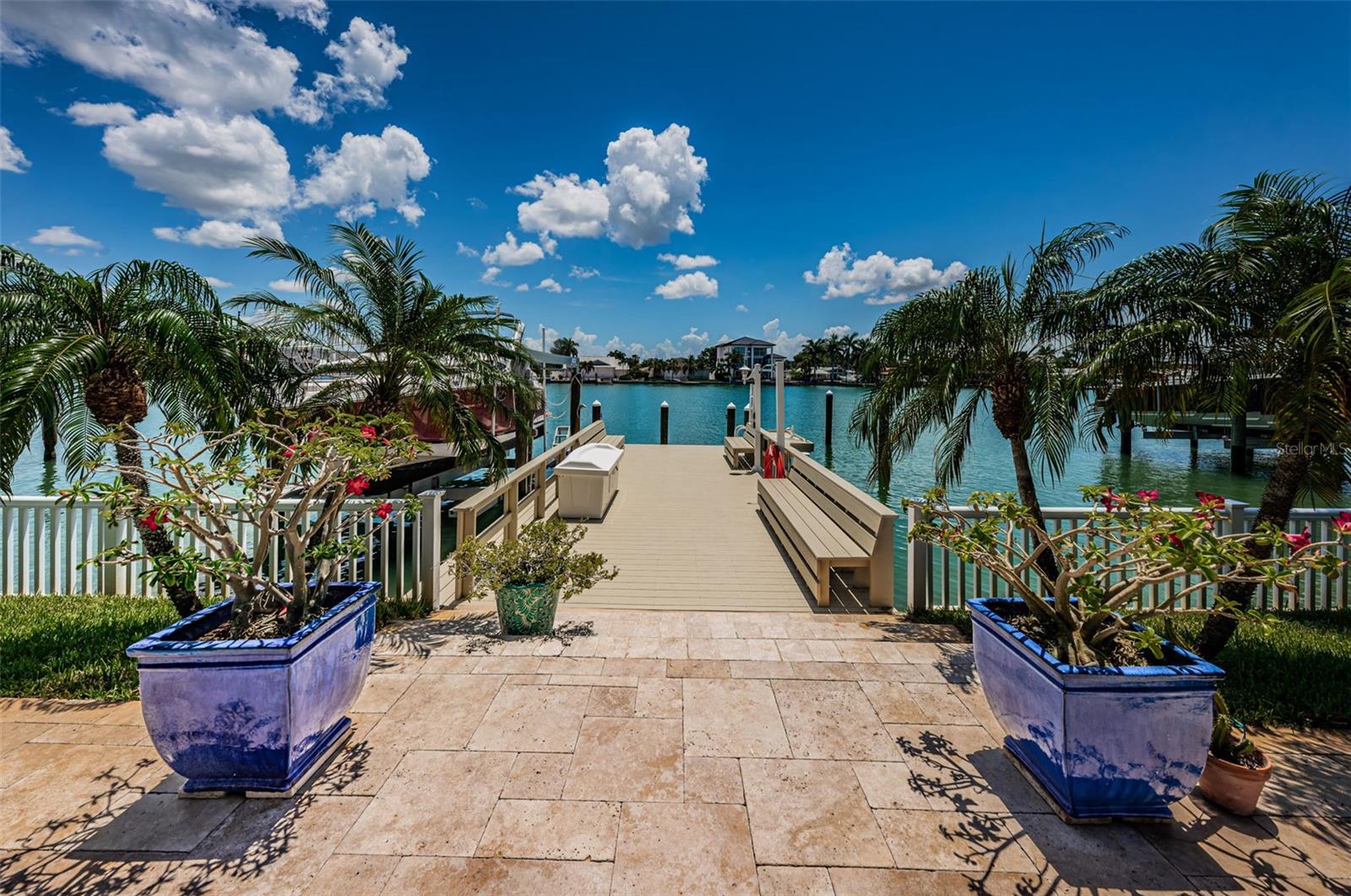 10109 TARPON DR, TREASURE ISLAND, FL, 33706